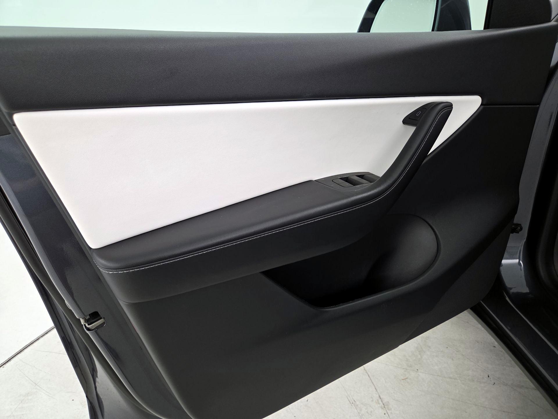 Thumbnail: 2021 Tesla Model Y - 12