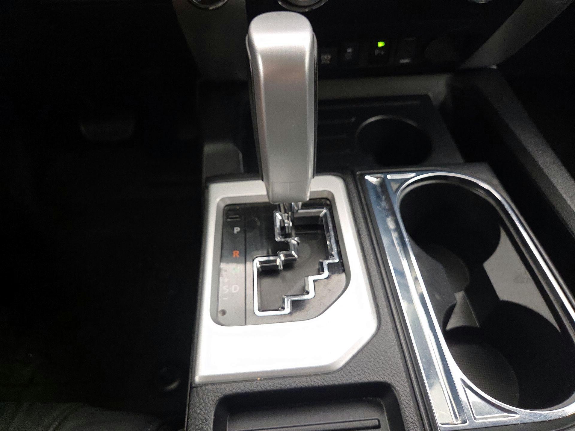Thumbnail: 2020 Toyota Tundra - 18