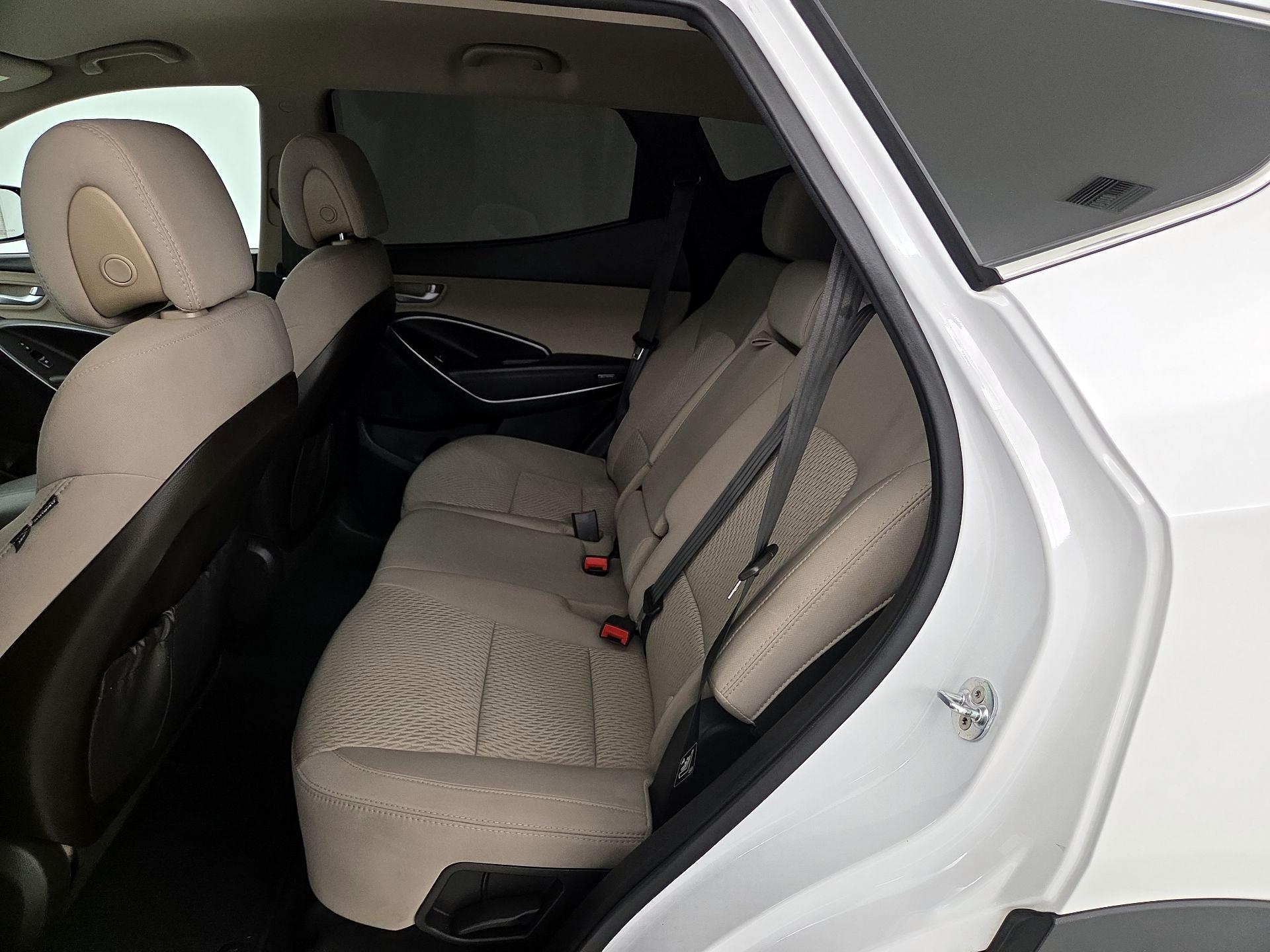 Thumbnail: 2017 Hyundai Santa Fe - 19
