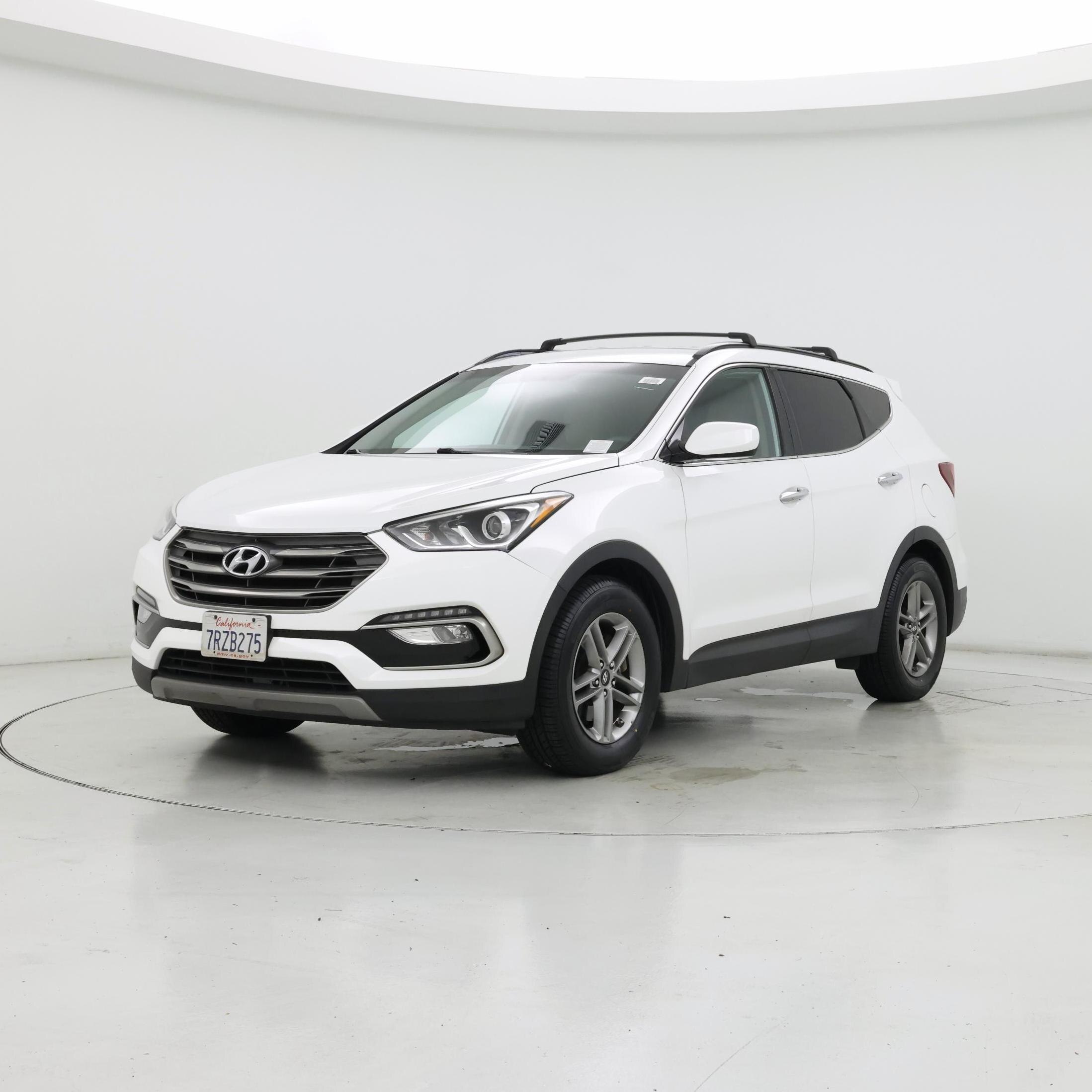 Thumbnail: 2017 Hyundai Santa Fe - 4
