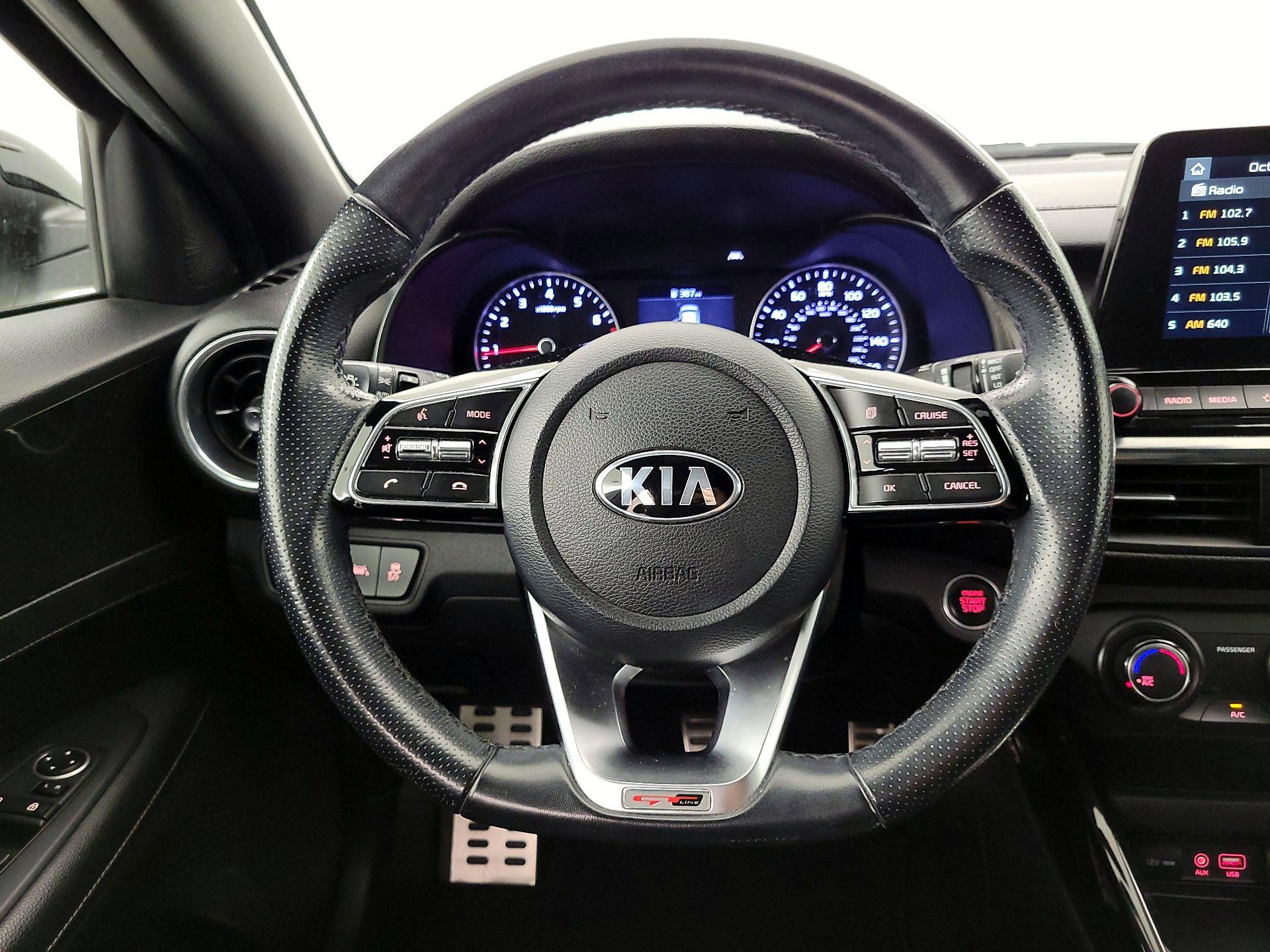Thumbnail: 2021 Kia Forte - 10