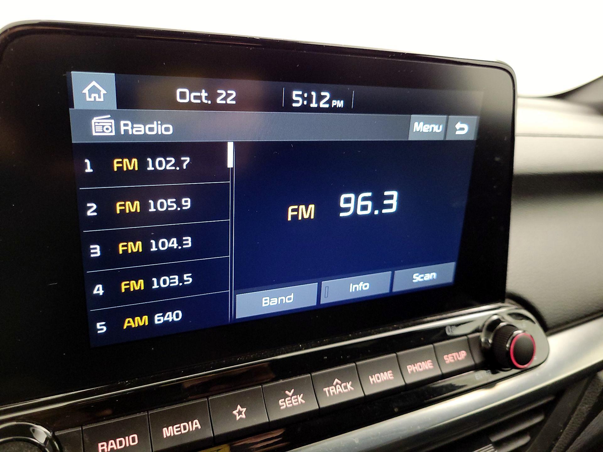 Thumbnail: 2021 Kia Forte - 15