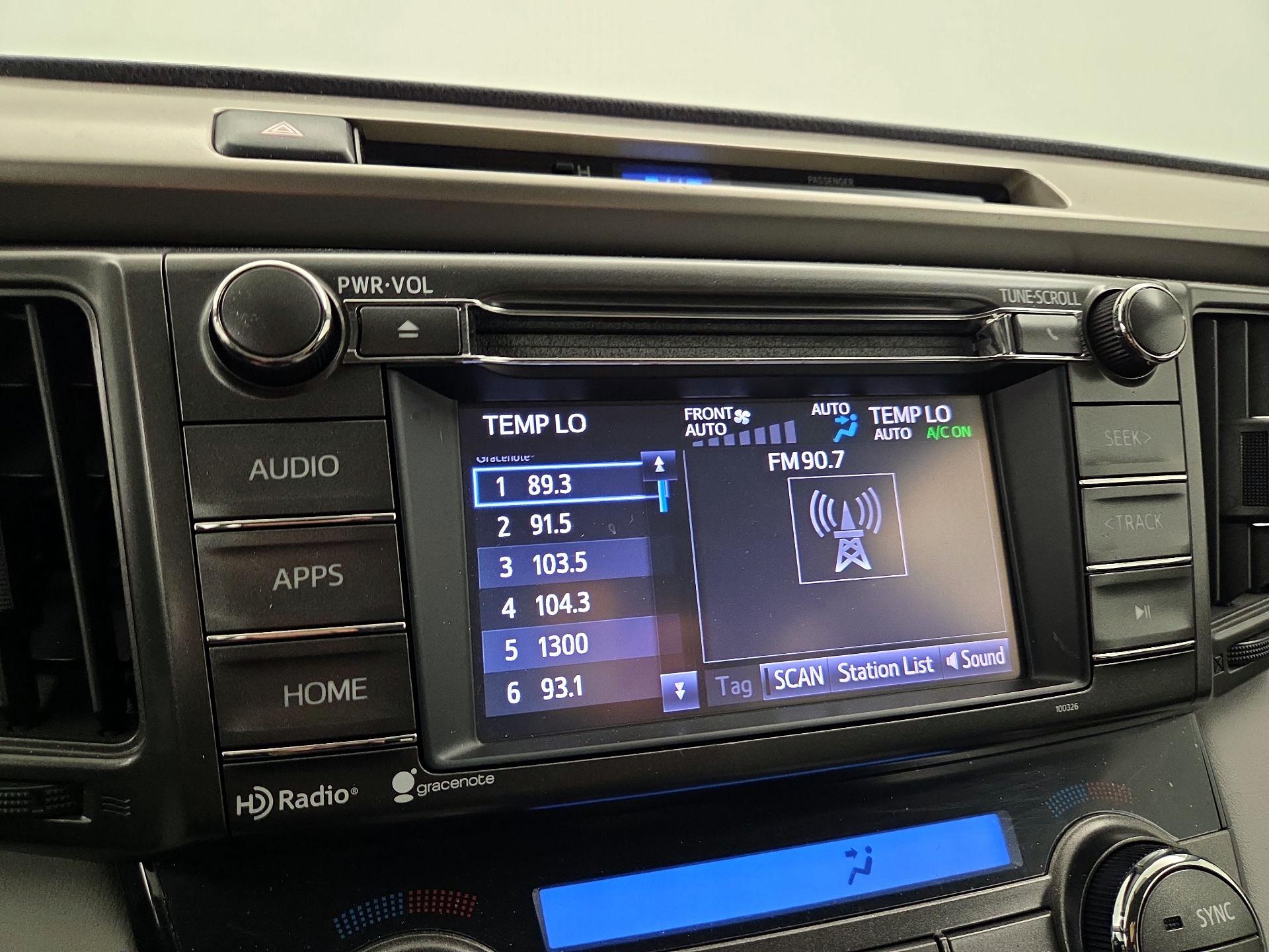 Thumbnail: 2014 Toyota RAV4 - 15