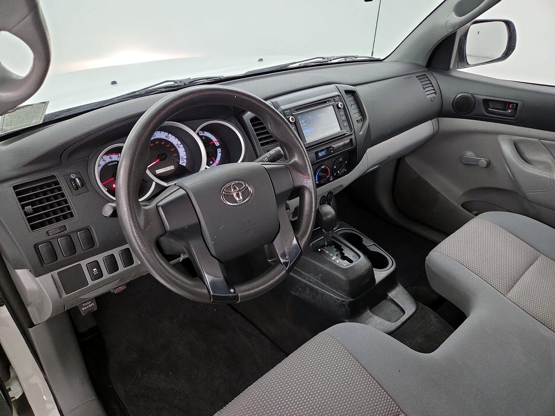 Thumbnail: 2014 Toyota Tacoma - 9