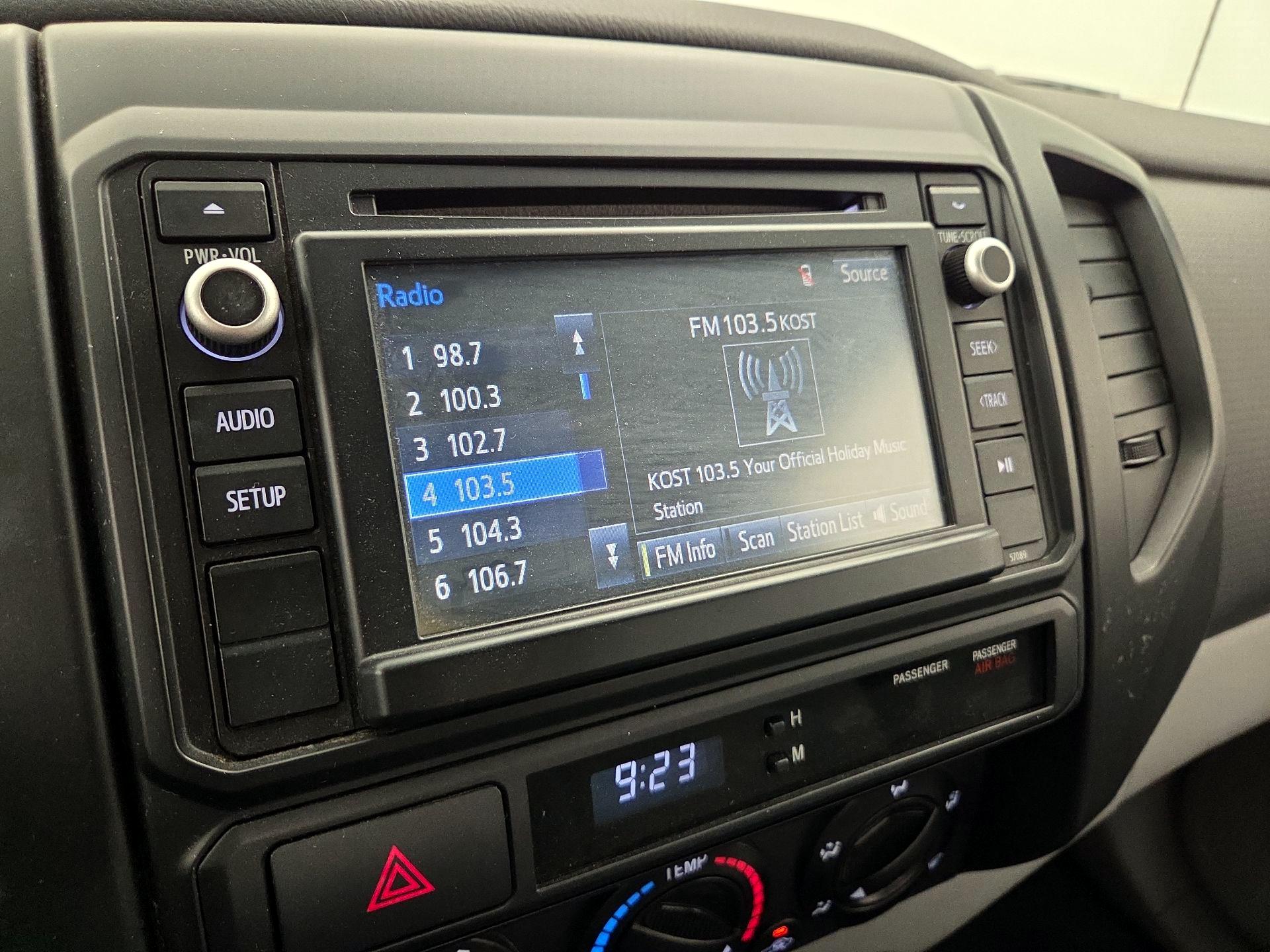 Thumbnail: 2014 Toyota Tacoma - 14