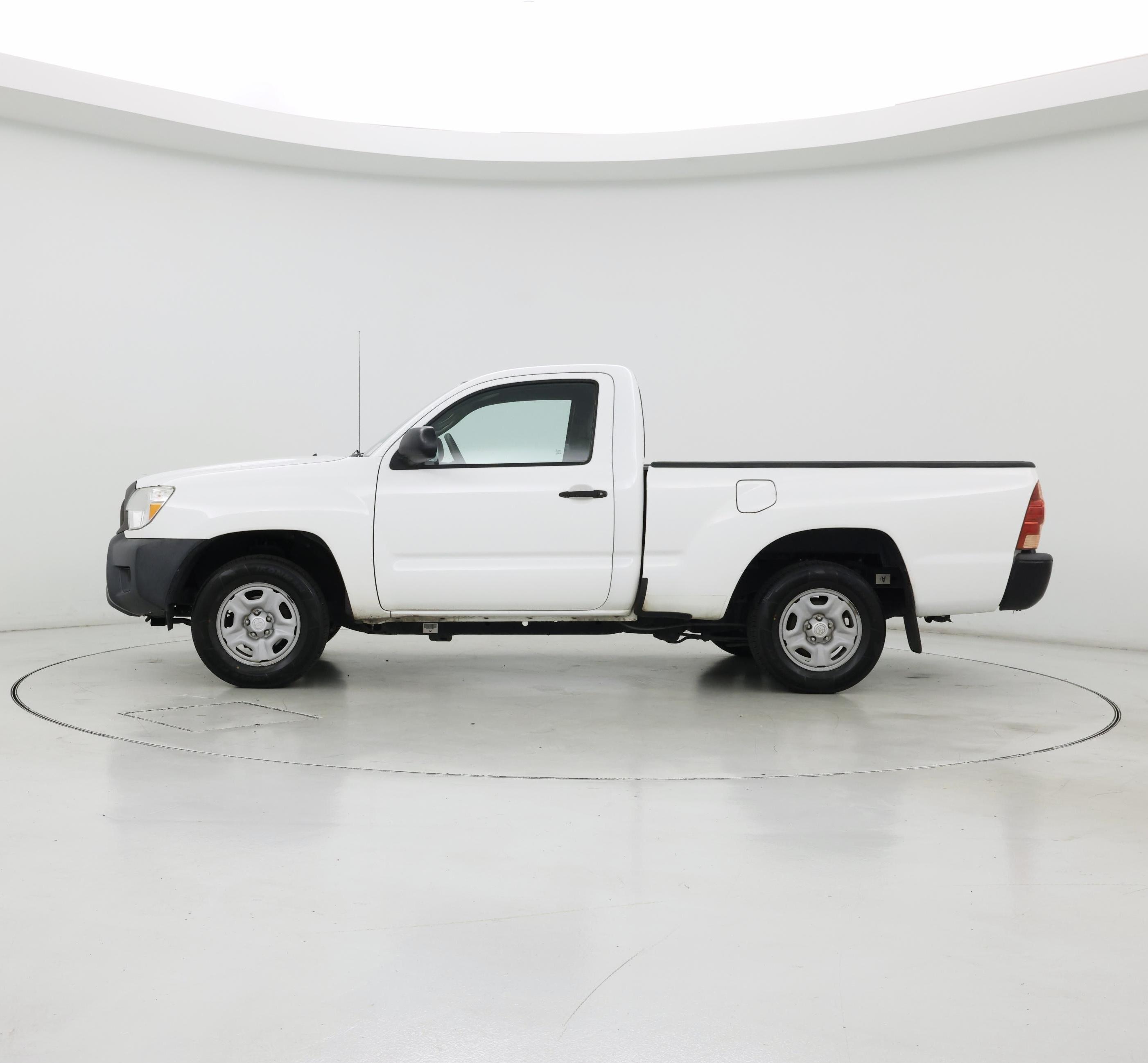 Thumbnail: 2014 Toyota Tacoma - 3