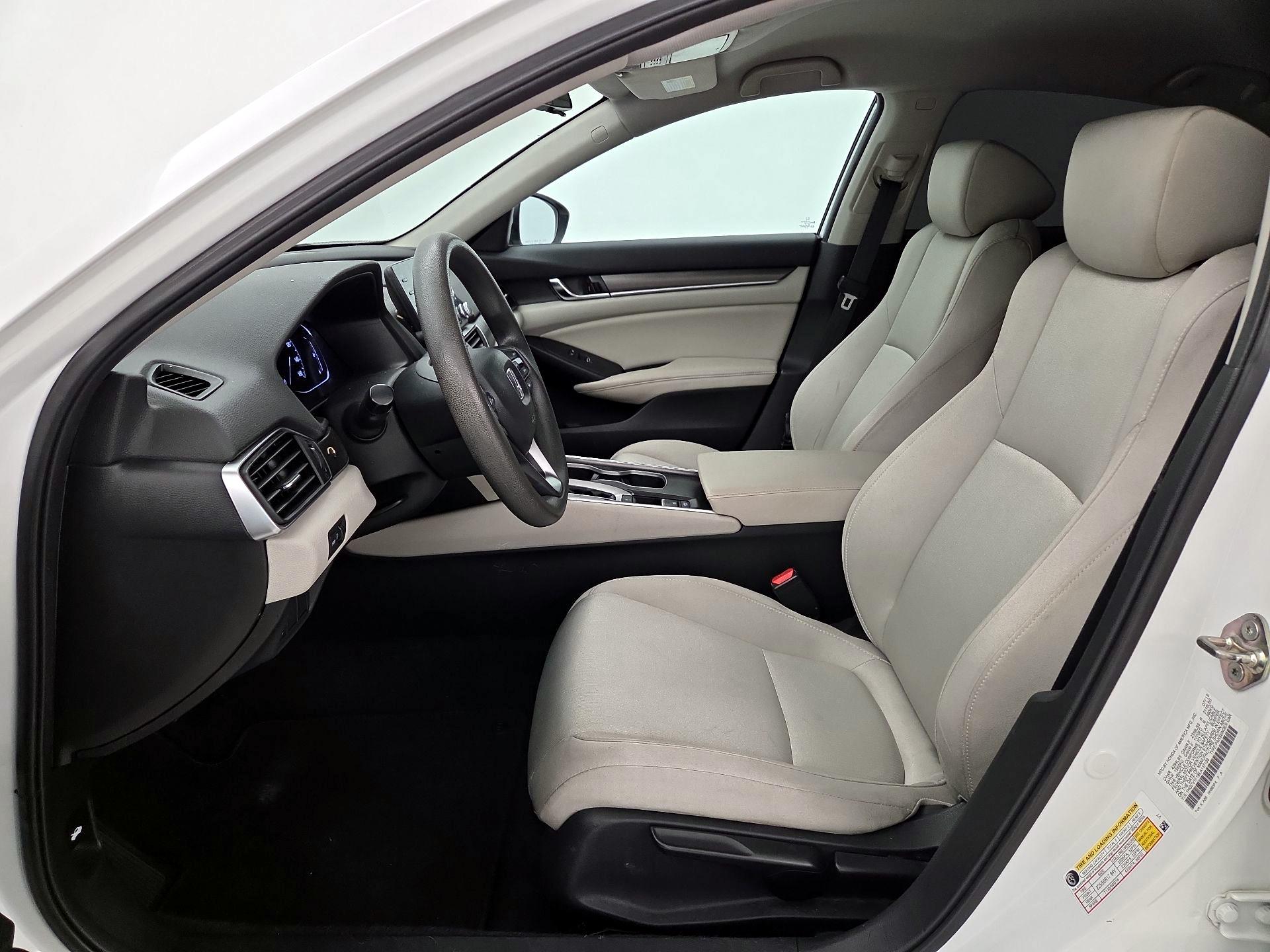 Thumbnail: 2019 Honda Accord - 11