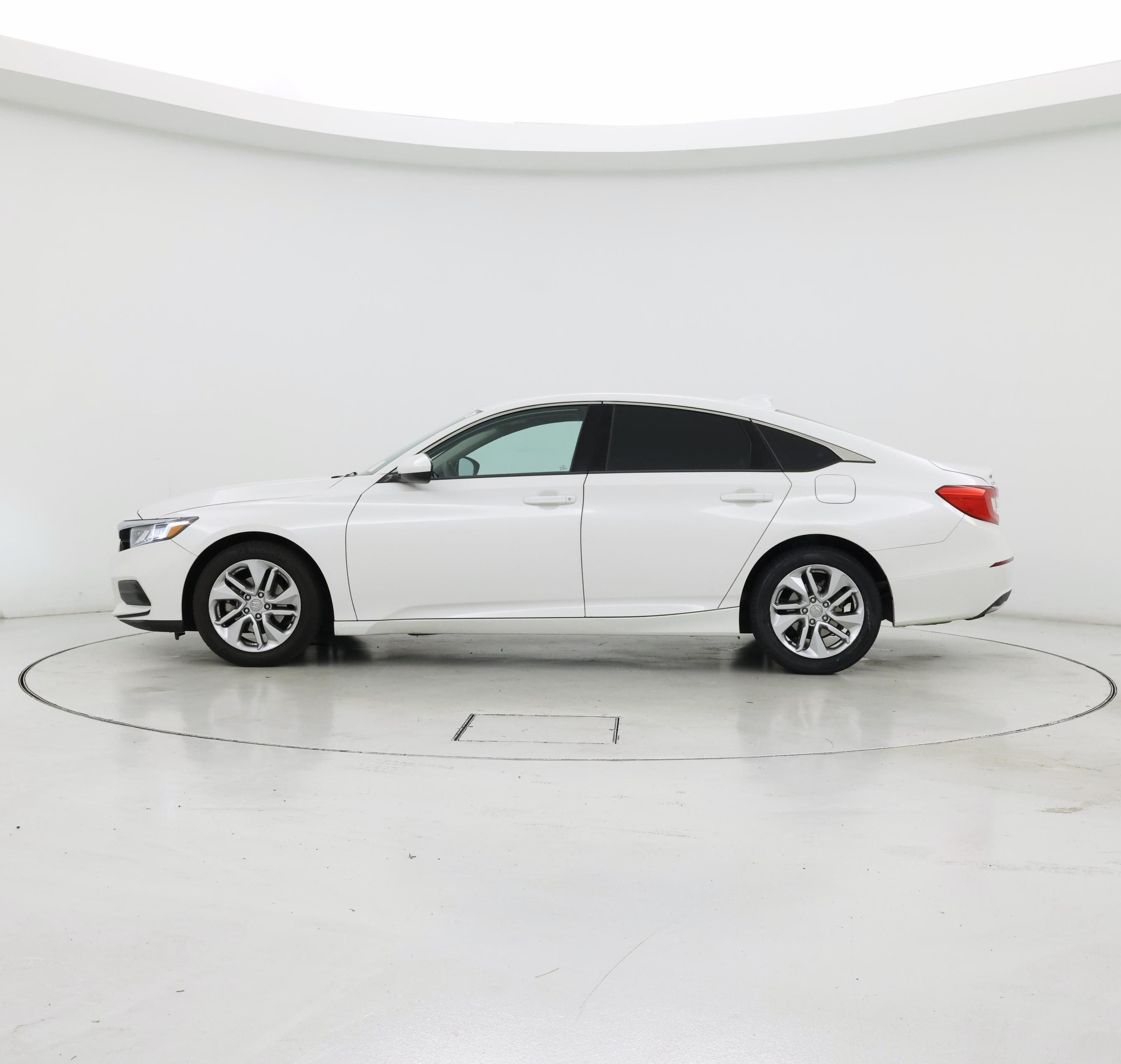 Thumbnail: 2019 Honda Accord - 3