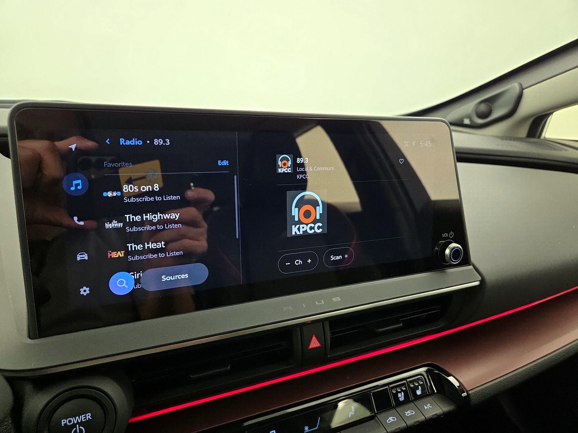 Thumbnail: 2024 Toyota Prius Prime - 15