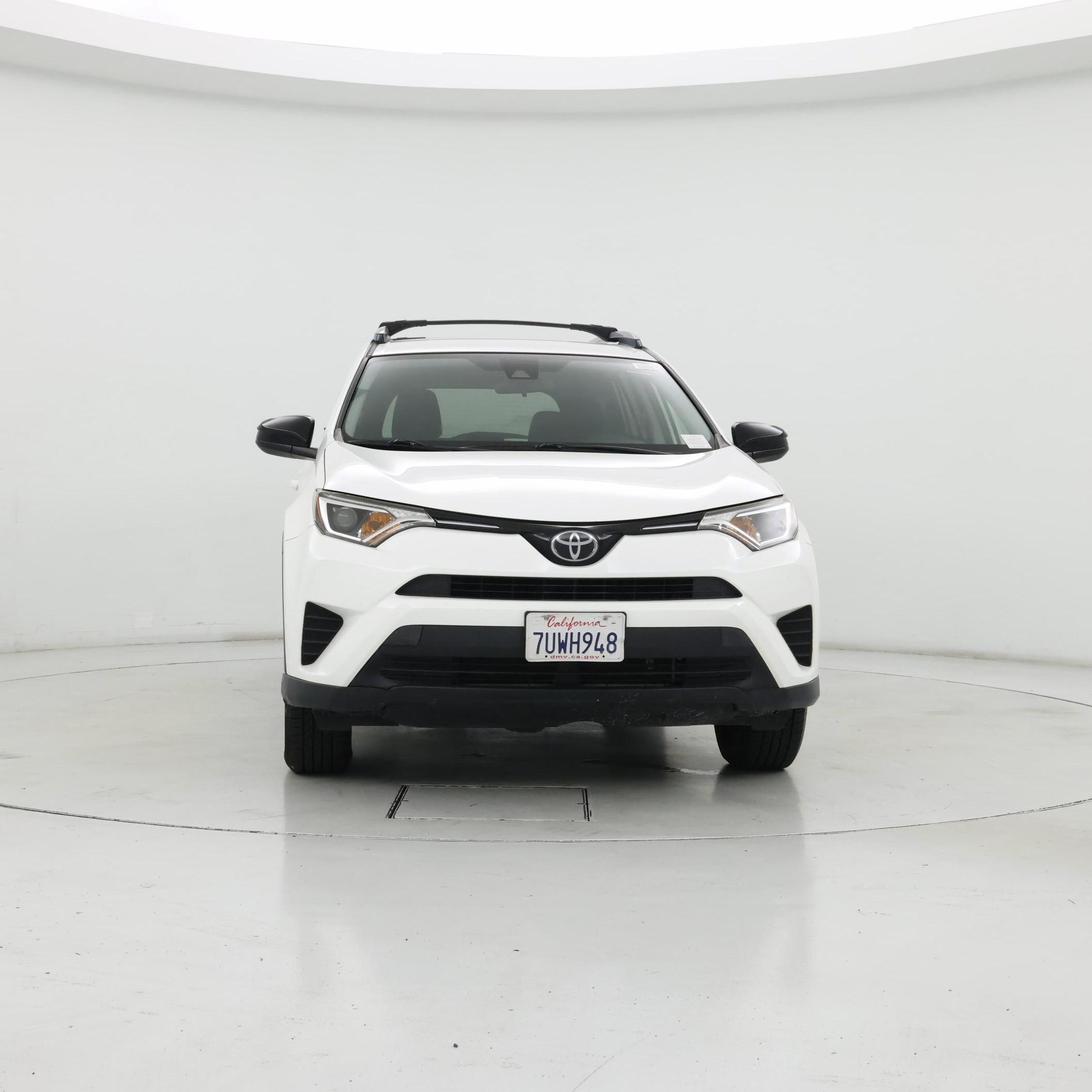Thumbnail: 2017 Toyota RAV4 - 5