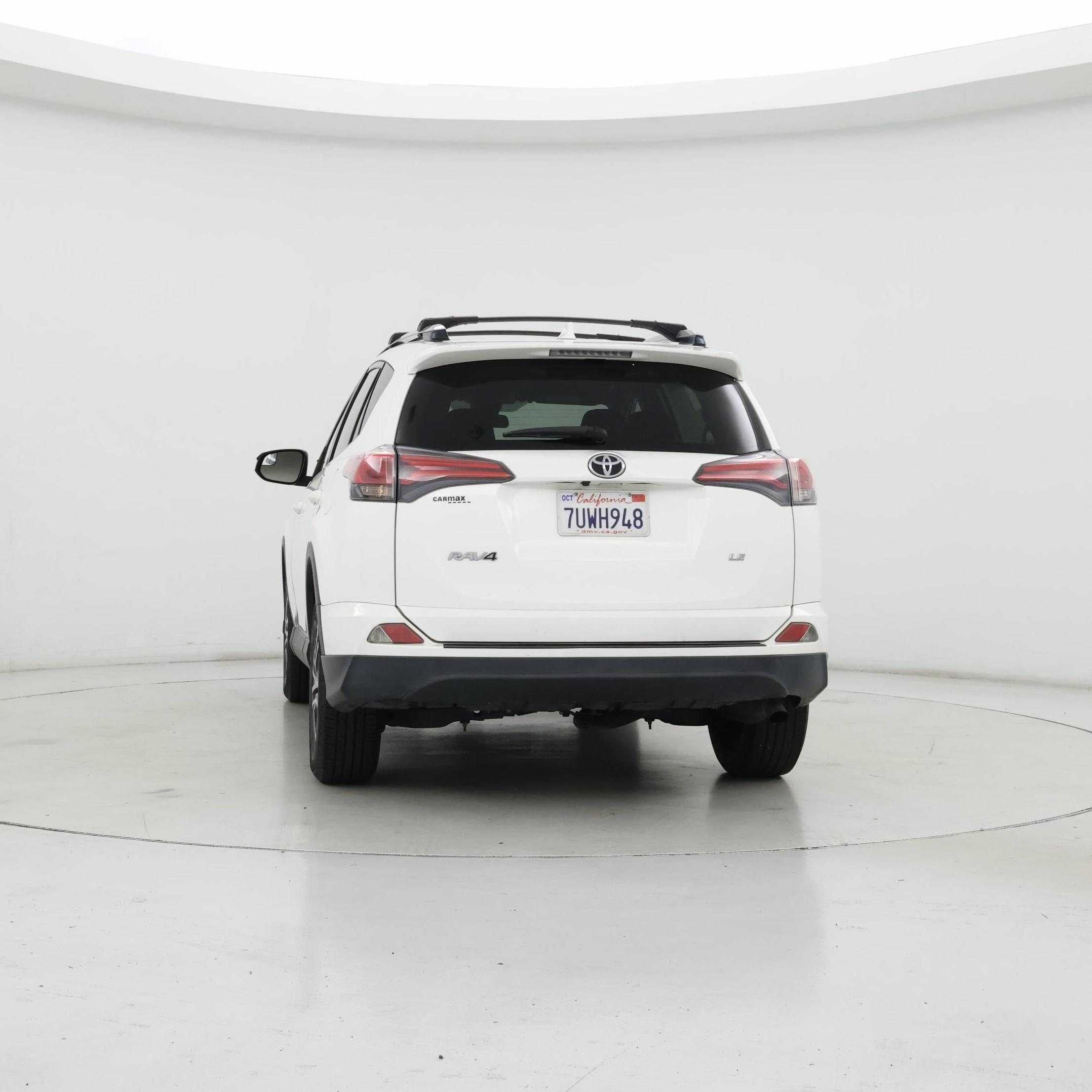 Thumbnail: 2017 Toyota RAV4 - 6