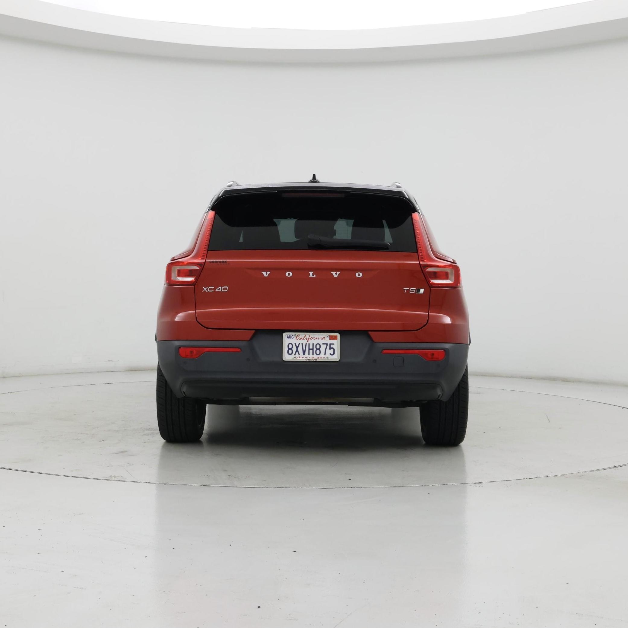 Thumbnail: 2021 Volvo XC40 - 6