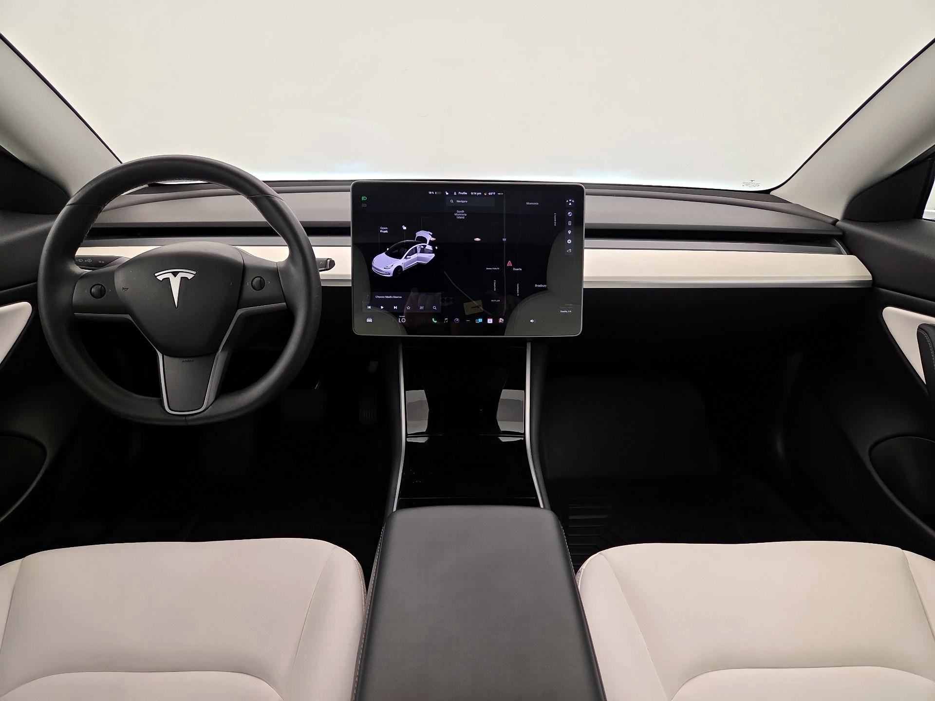 Thumbnail: 2020 Tesla Model 3 - 9