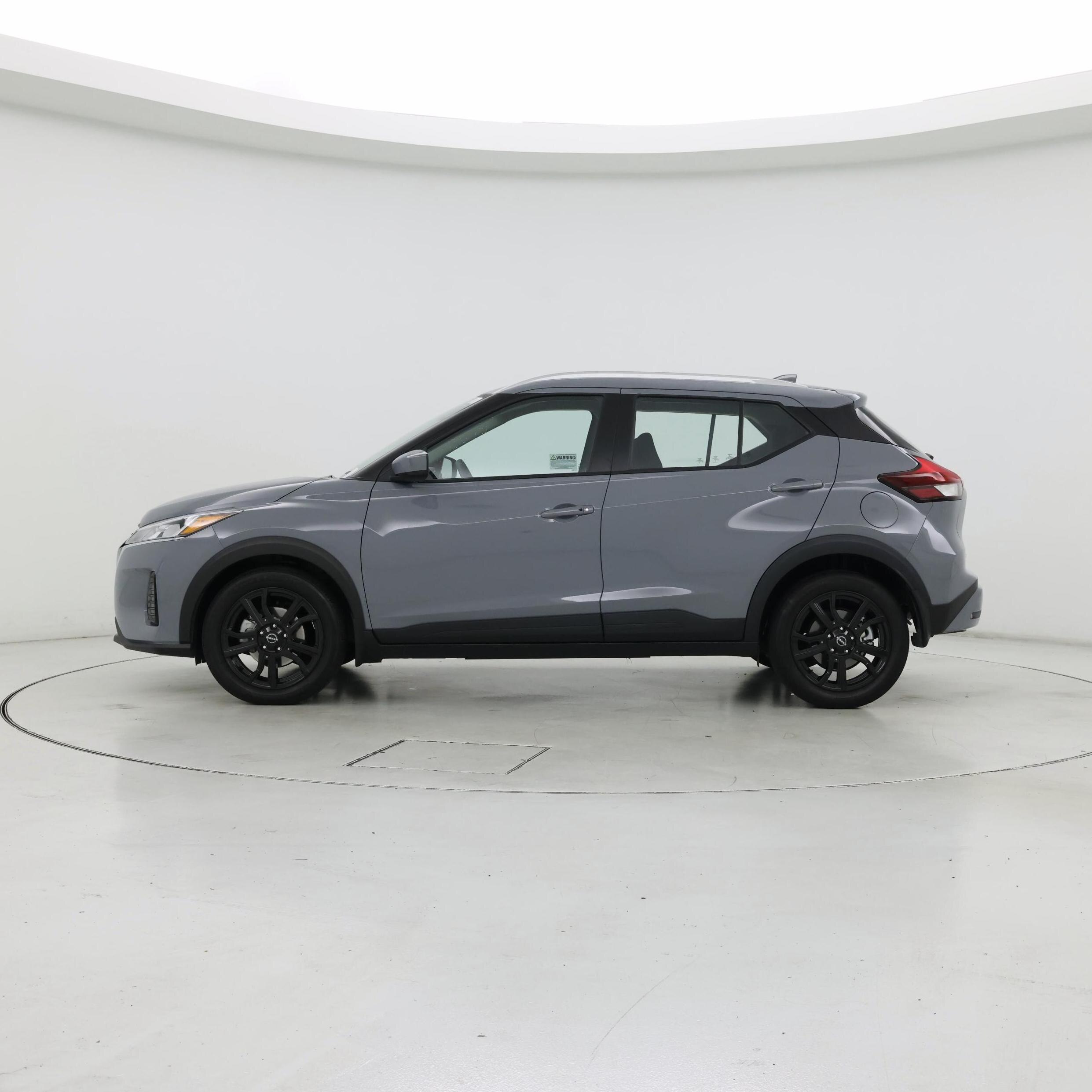 Thumbnail: 2023 Nissan Kicks - 3