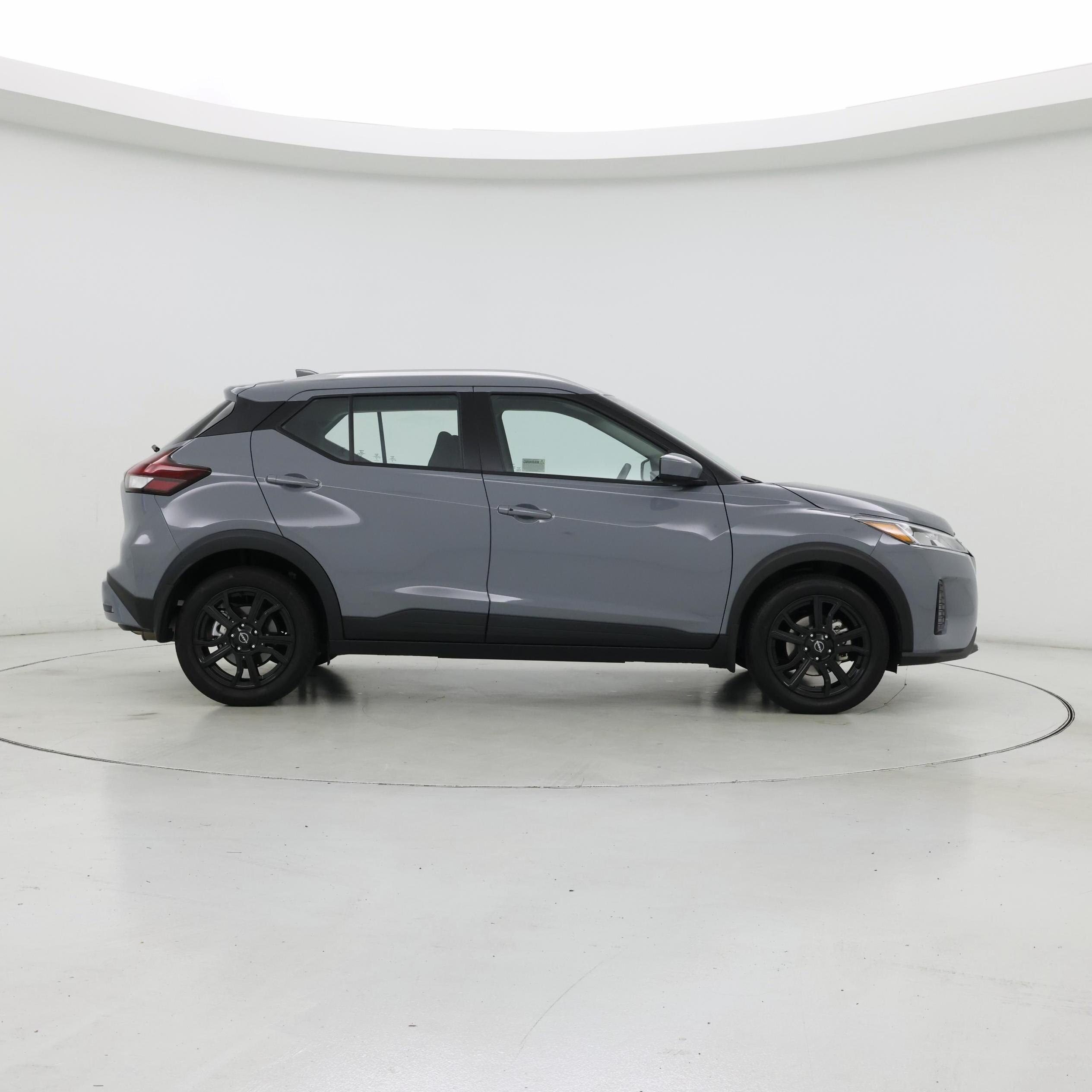Thumbnail: 2023 Nissan Kicks - 7