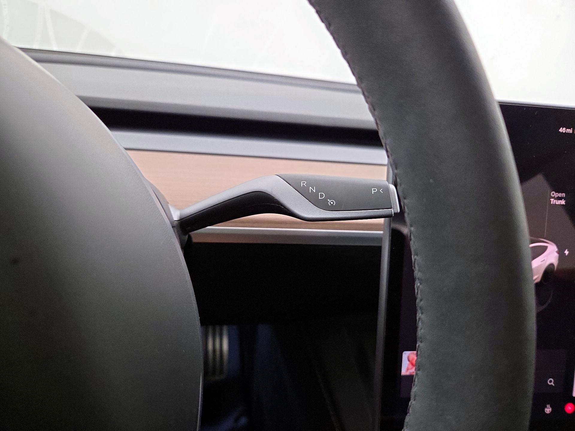 Thumbnail: 2023 Tesla Model 3 - 17