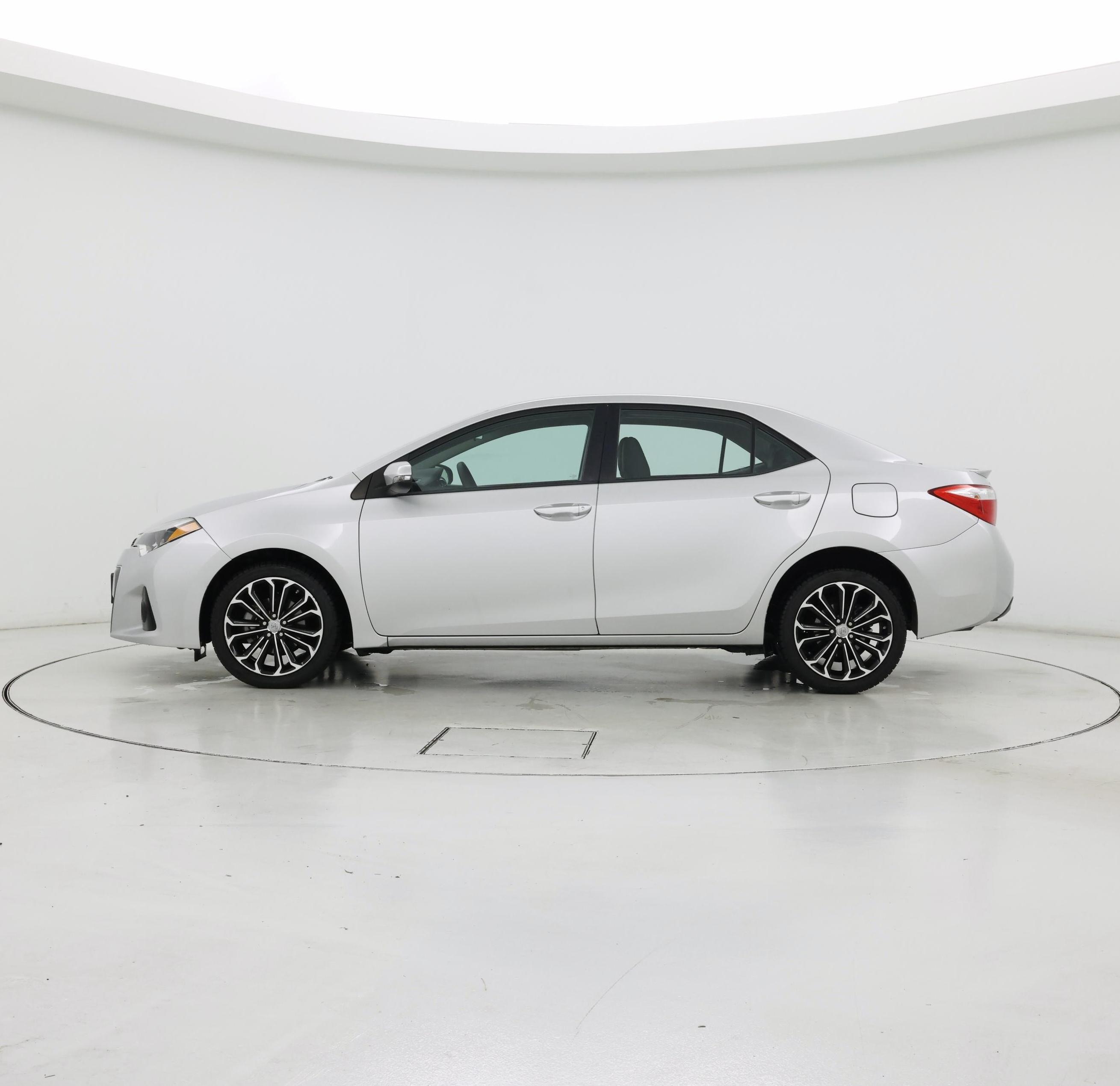 Thumbnail: 2014 Toyota Corolla - 3