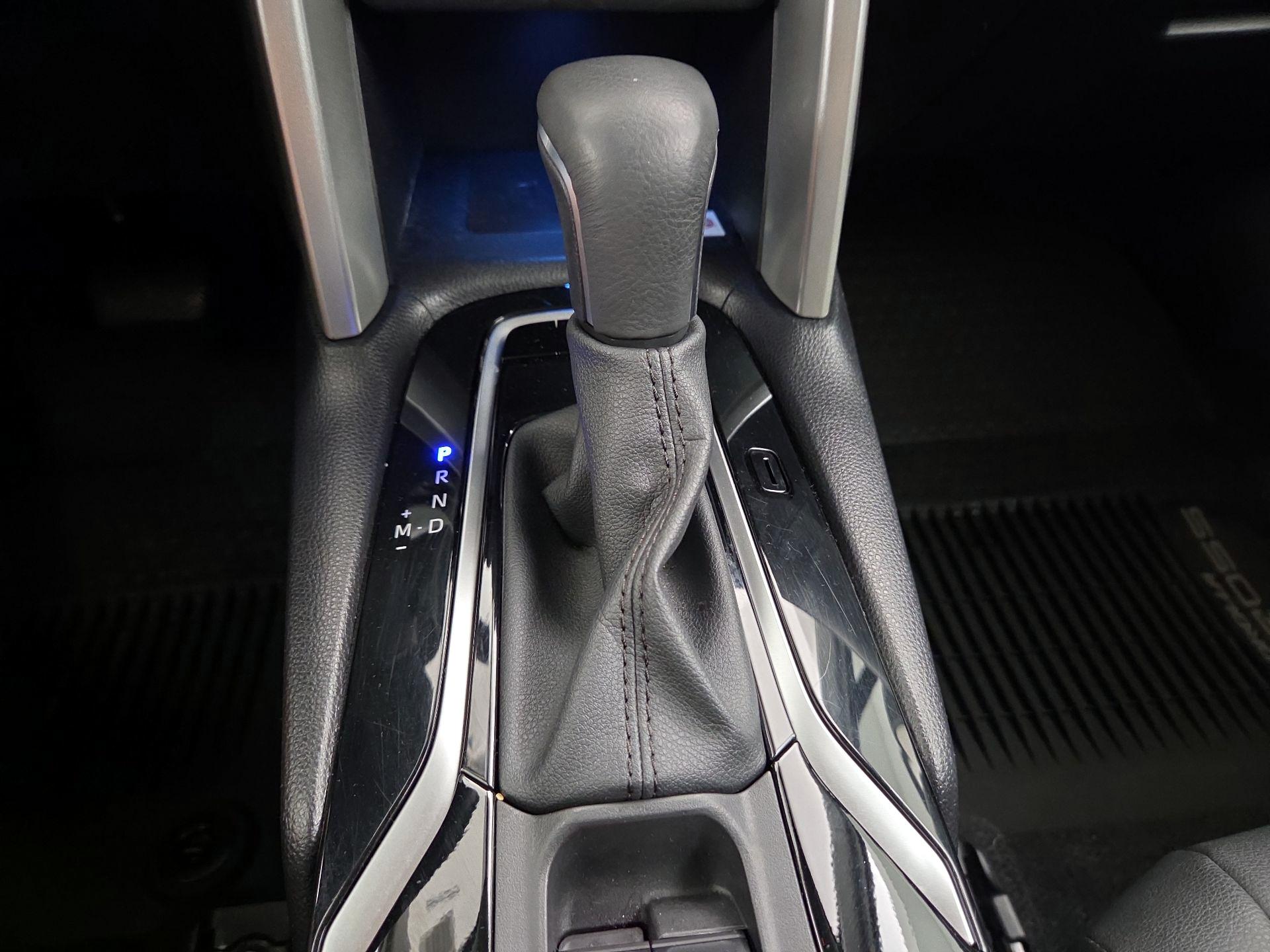 Thumbnail: 2022 Toyota Corolla Cross - 17