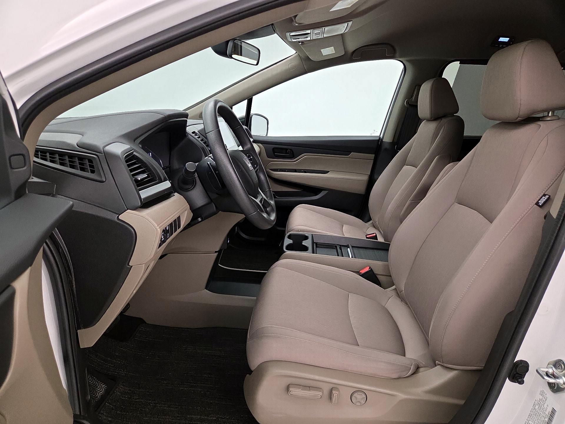 Thumbnail: 2023 Honda Odyssey - 11