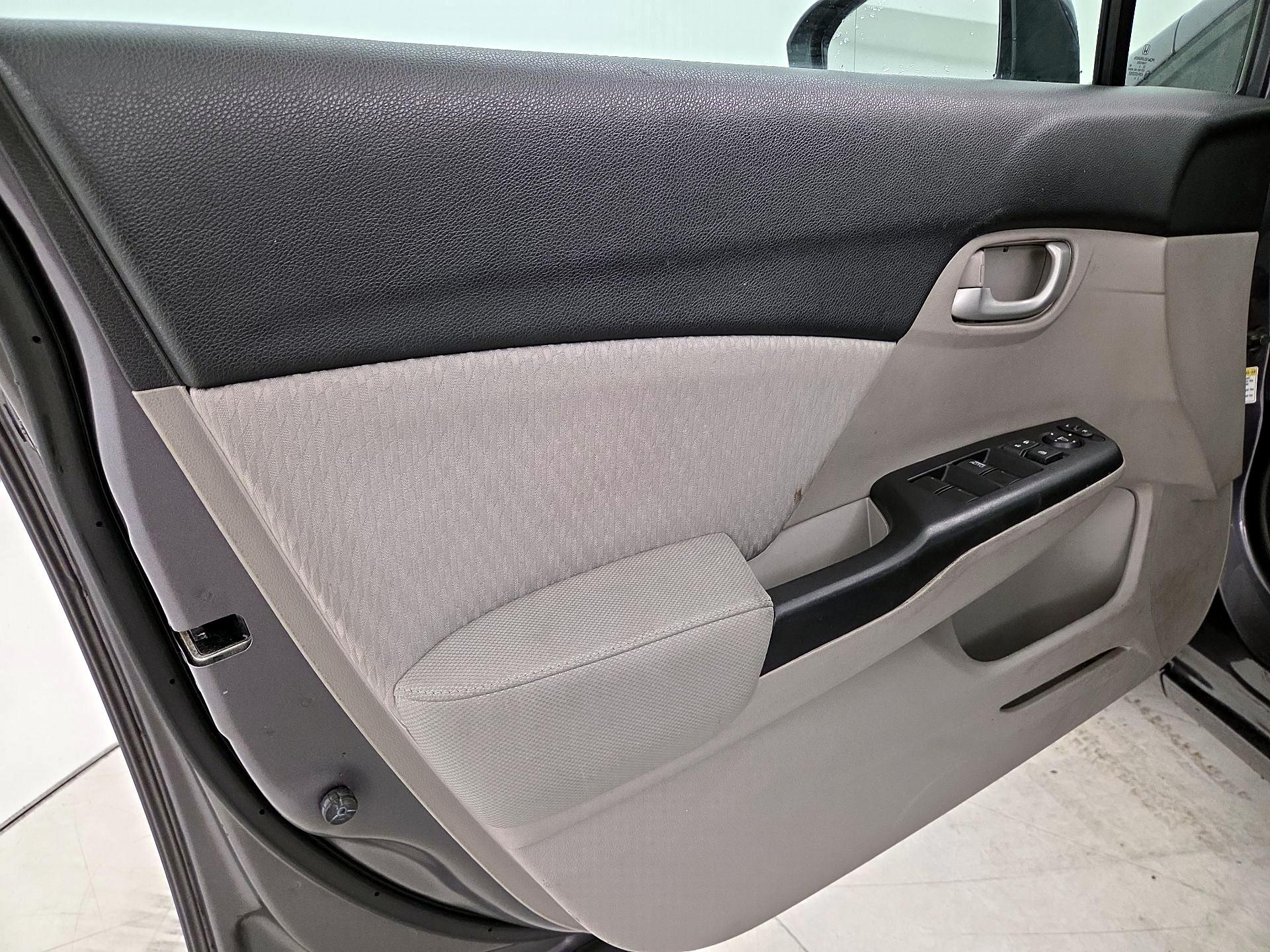 Thumbnail: 2014 Honda Civic - 12