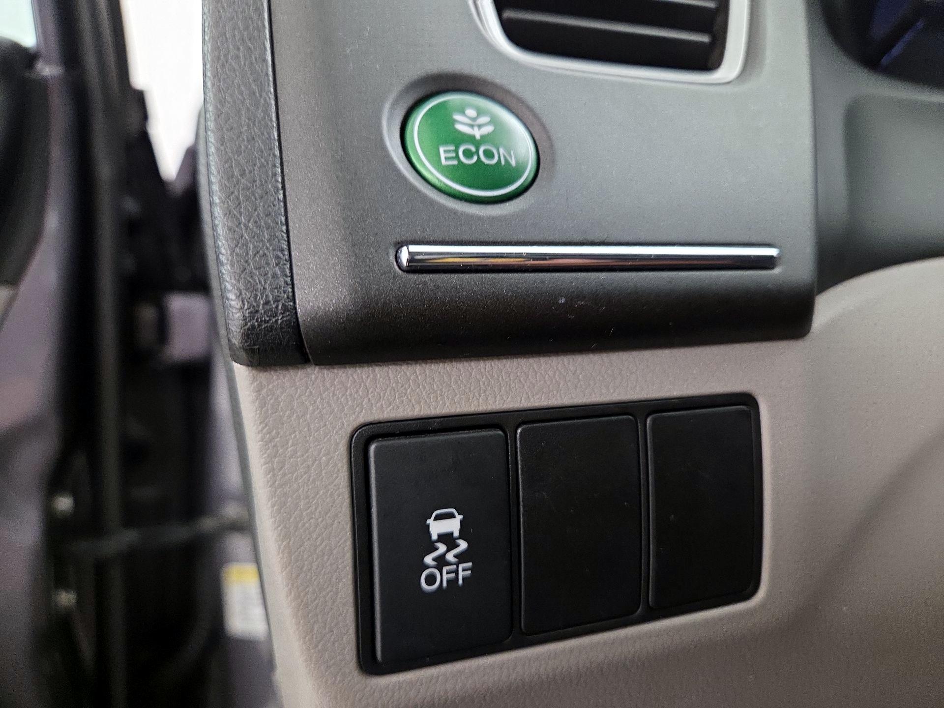 Thumbnail: 2014 Honda Civic - 13