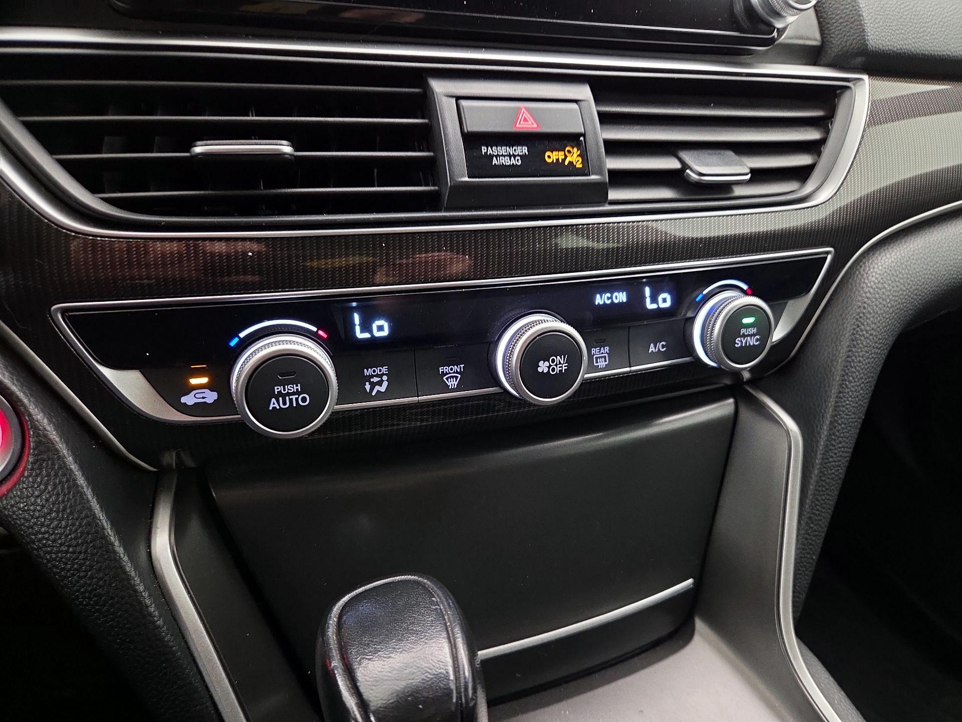 Thumbnail: 2018 Honda Accord - 16