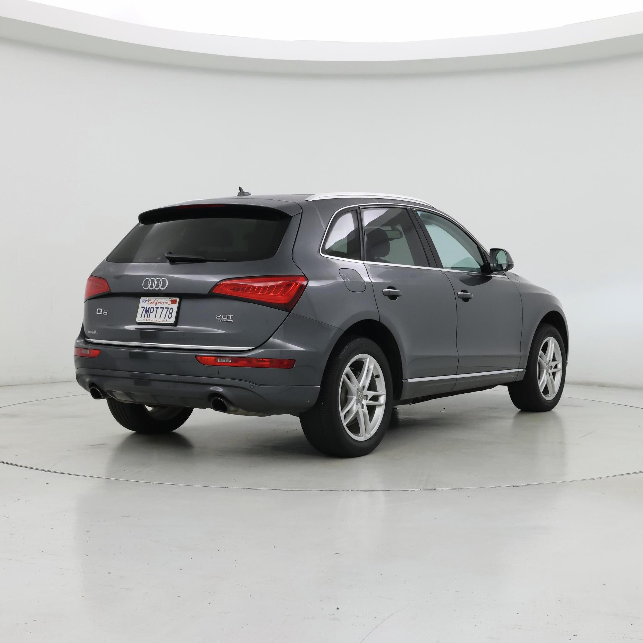 Thumbnail: 2016 Audi Q5 - 8
