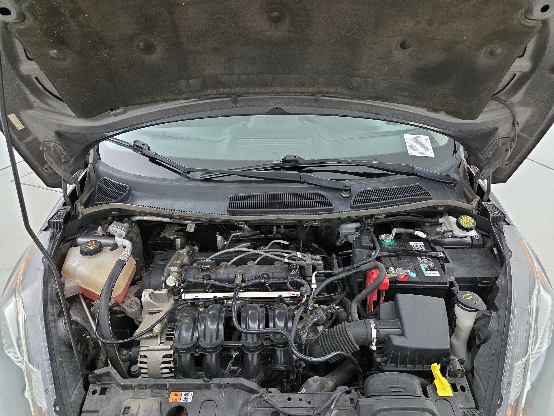 Thumbnail: 2014 Ford Fiesta - 20