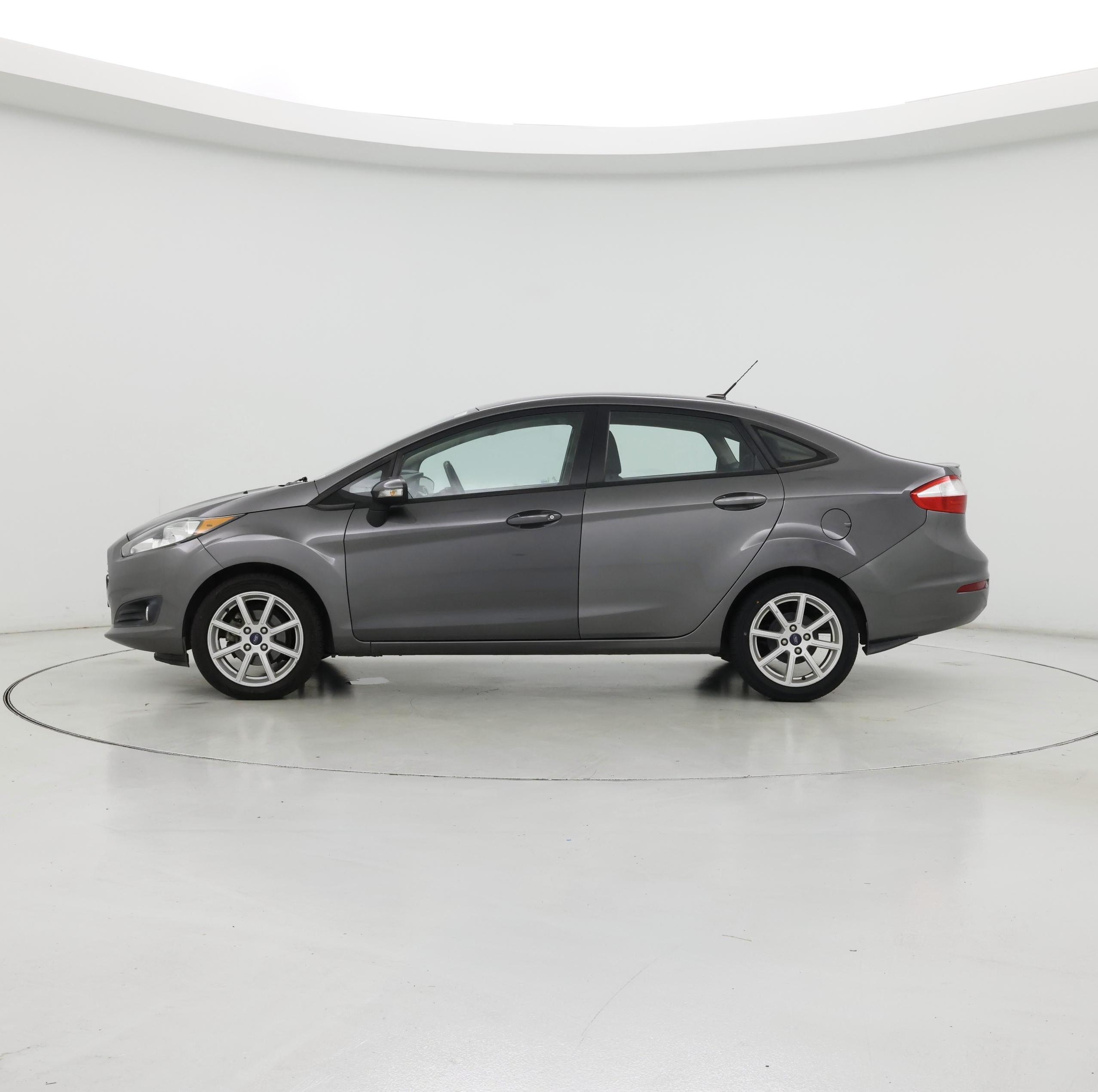 Thumbnail: 2014 Ford Fiesta - 3