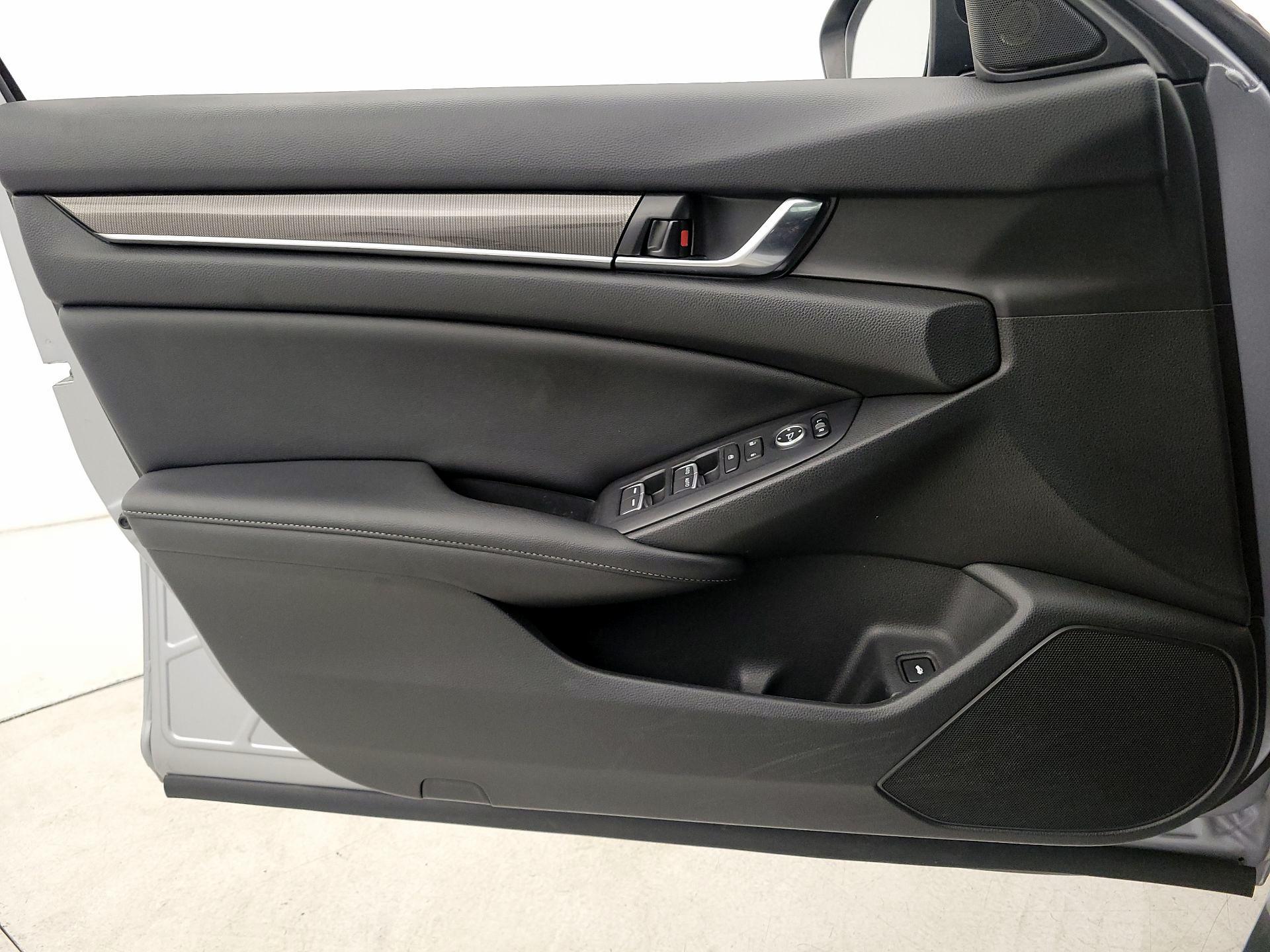 Thumbnail: 2021 Honda Accord - 12