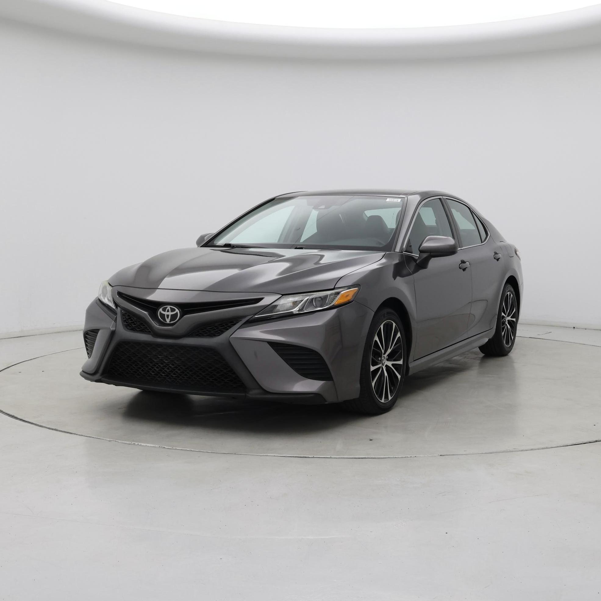 Thumbnail: 2020 Toyota Camry - 4