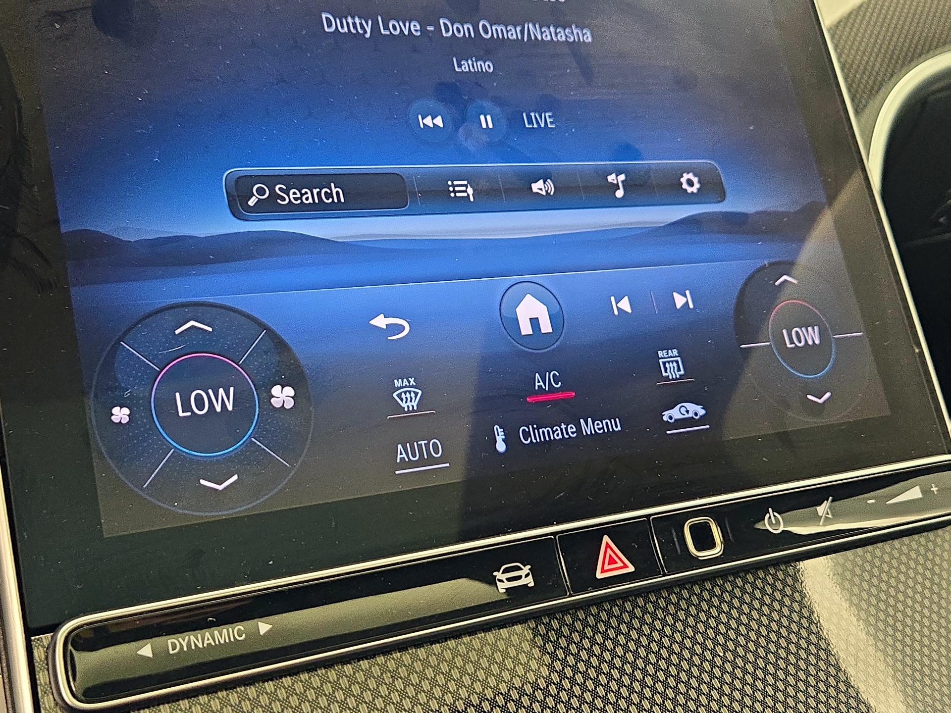 Thumbnail: 2023 Mercedes-Benz C-Class - 16