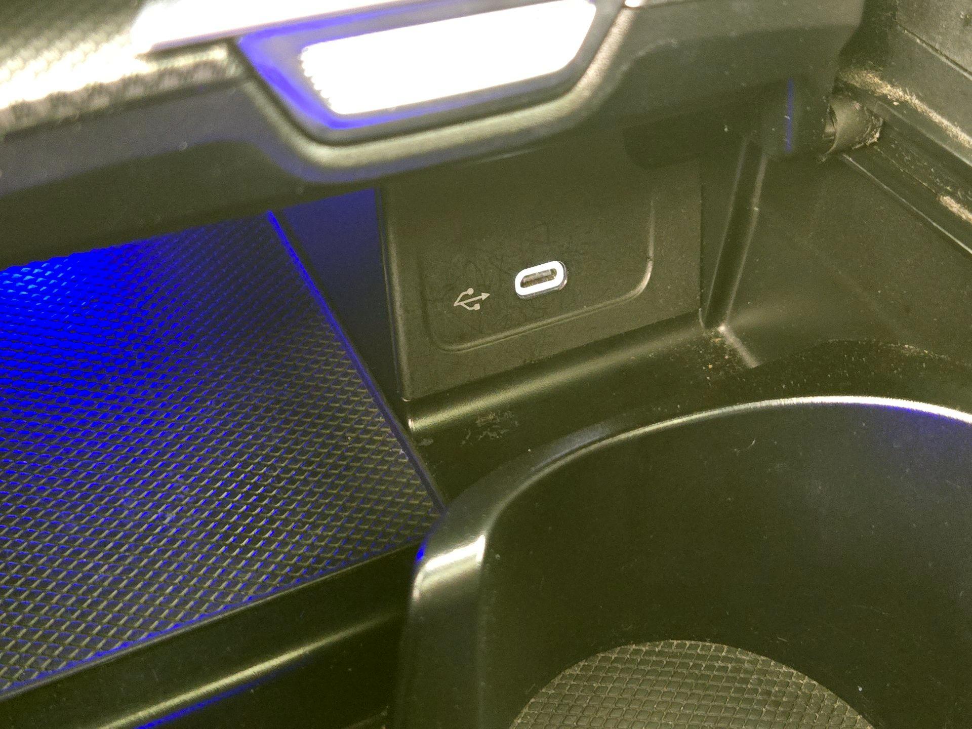 Thumbnail: 2023 Mercedes-Benz C-Class - 18