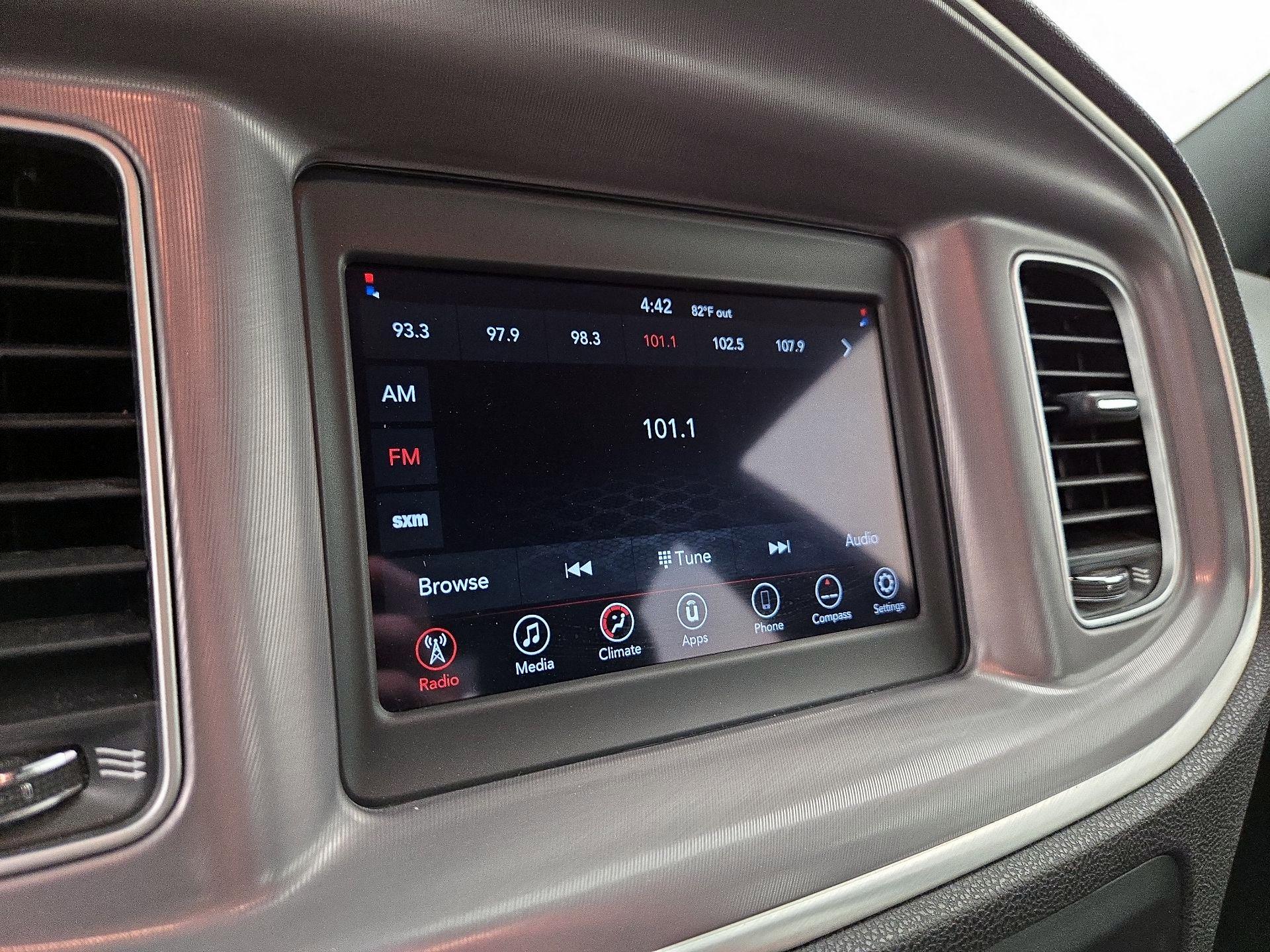 Thumbnail: 2022 Dodge Charger - 15