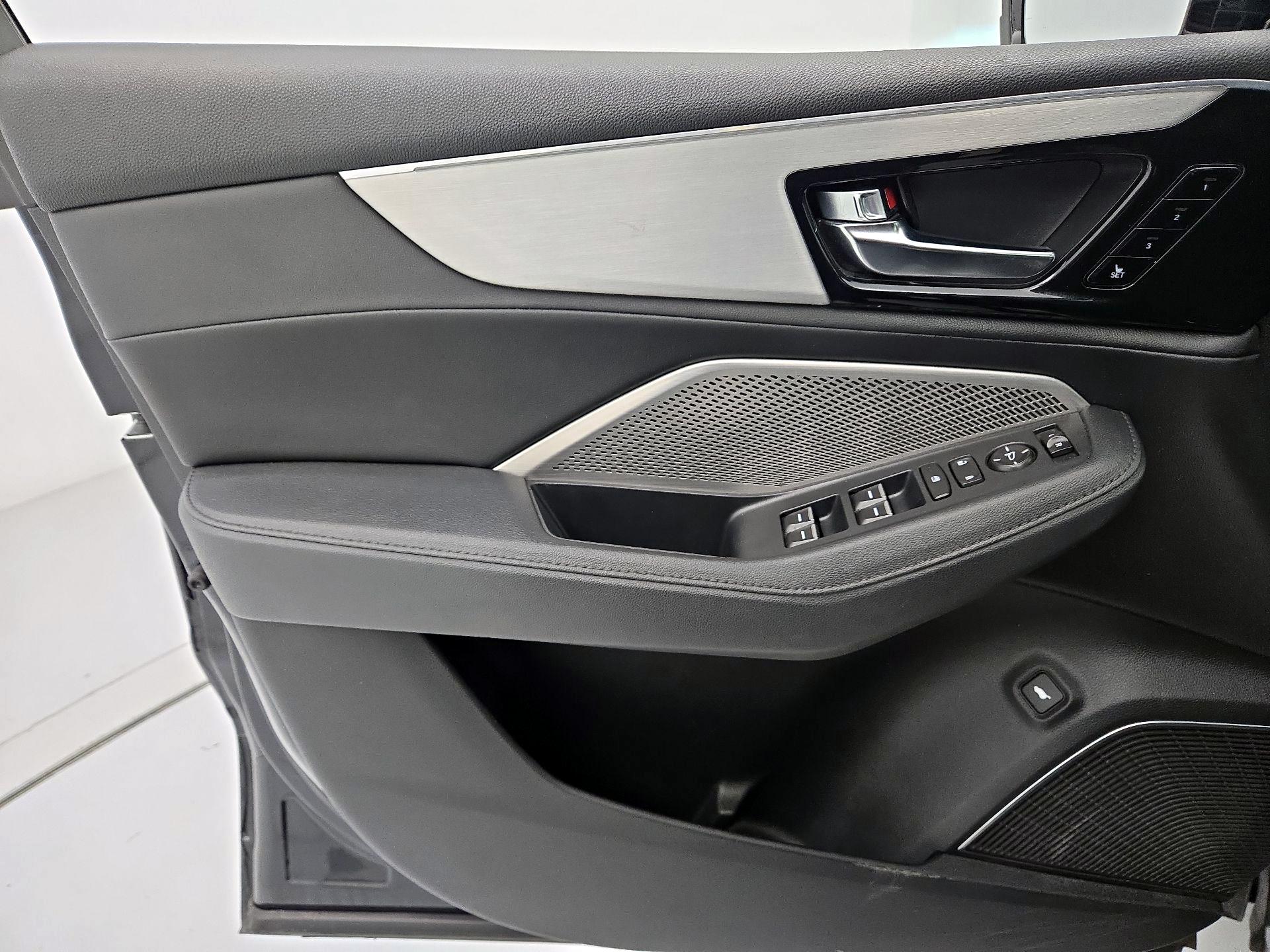 Thumbnail: 2023 Acura MDX - 12