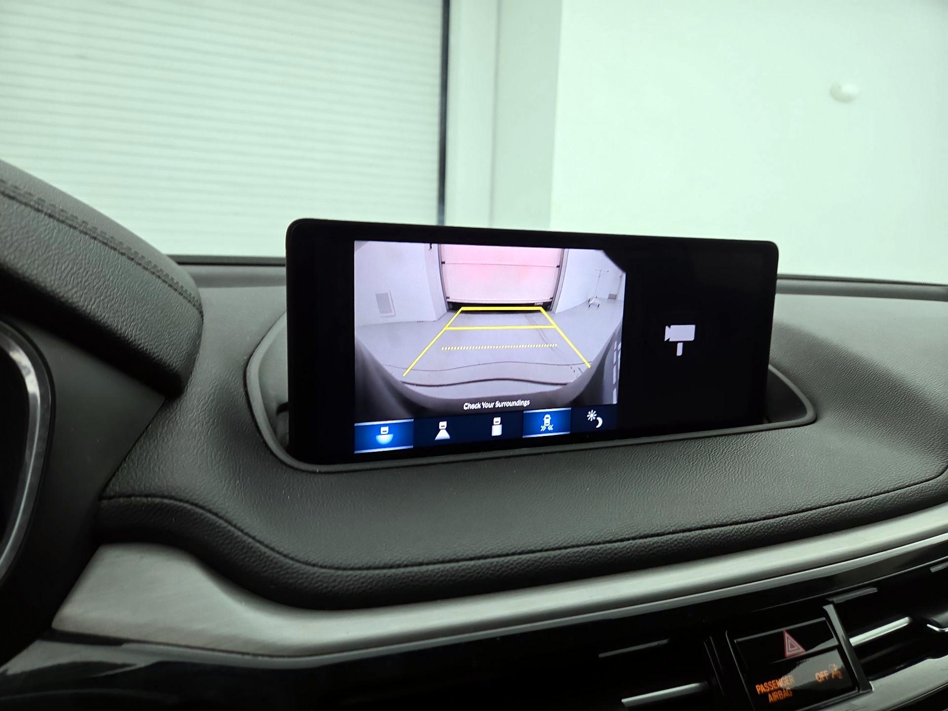 Thumbnail: 2023 Acura MDX - 14