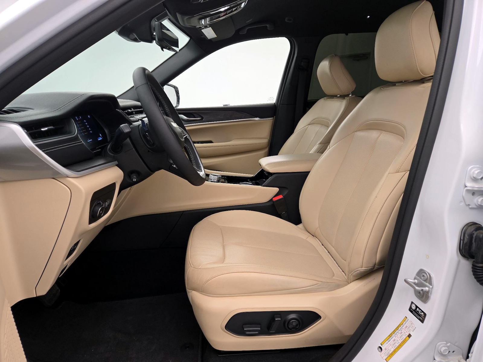 2023 Jeep Grand Cherokee L Limited - Photo 12