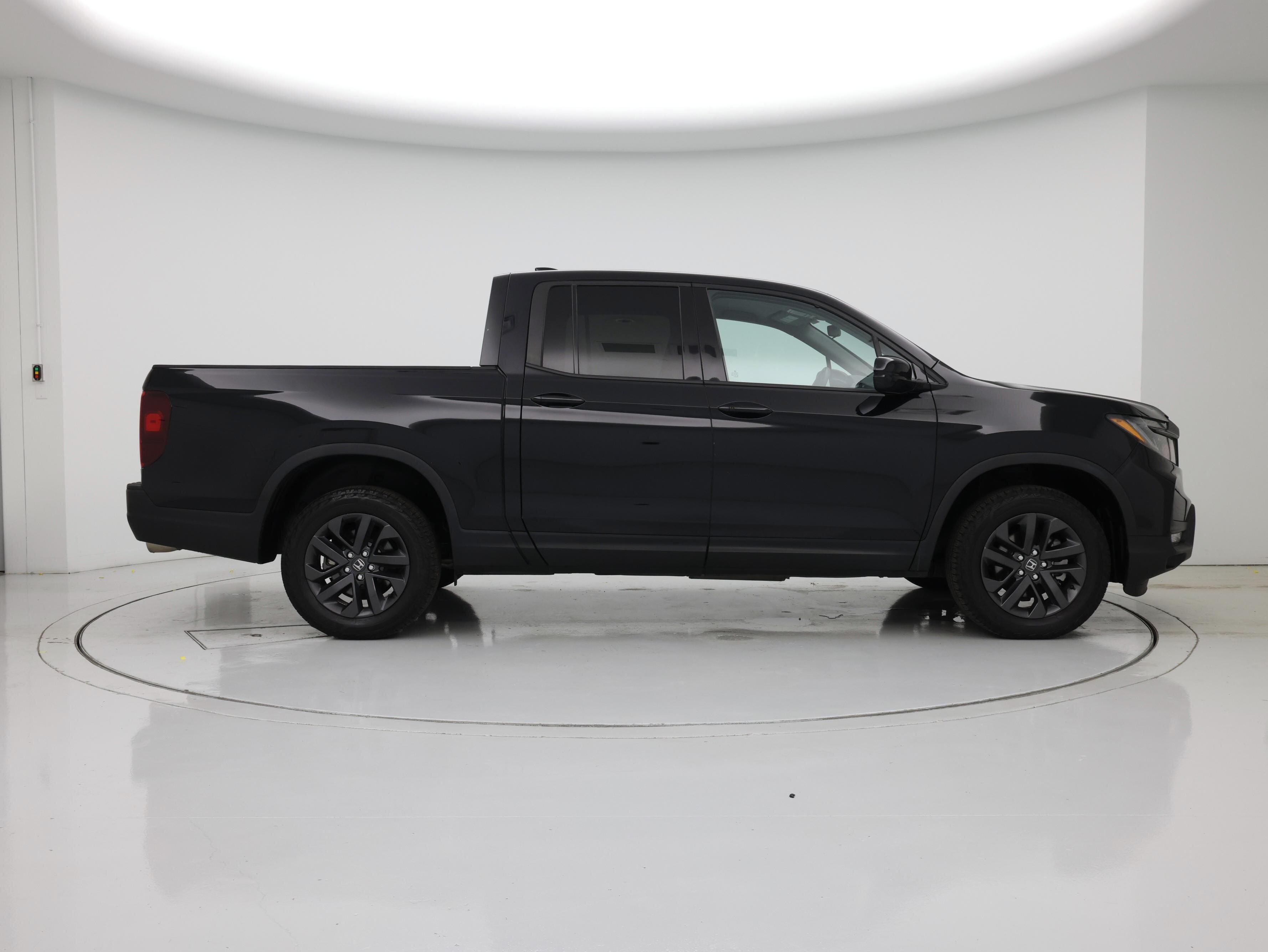 Thumbnail: 2023 Honda Ridgeline - 7