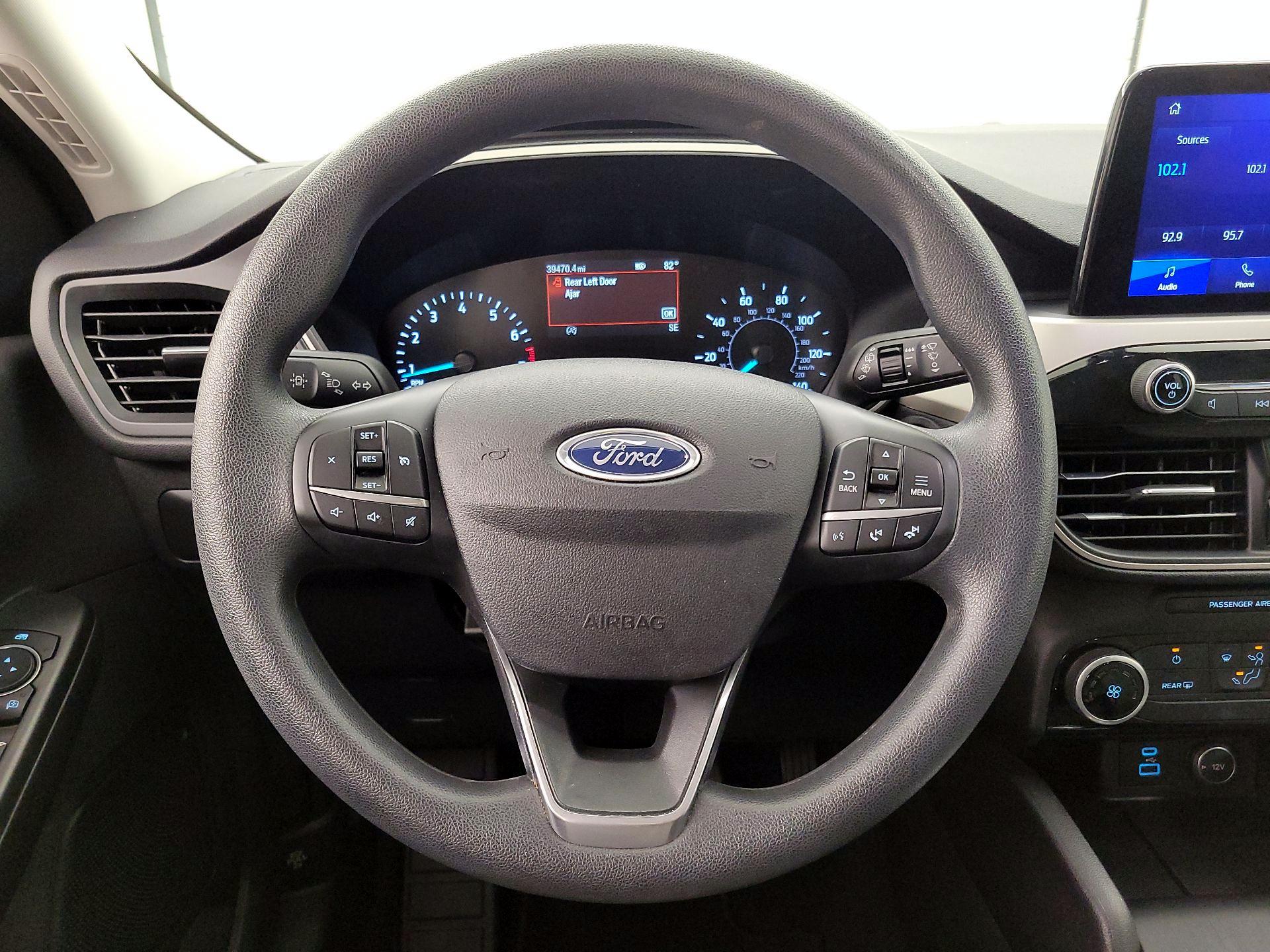 Thumbnail: 2021 Ford Escape - 10