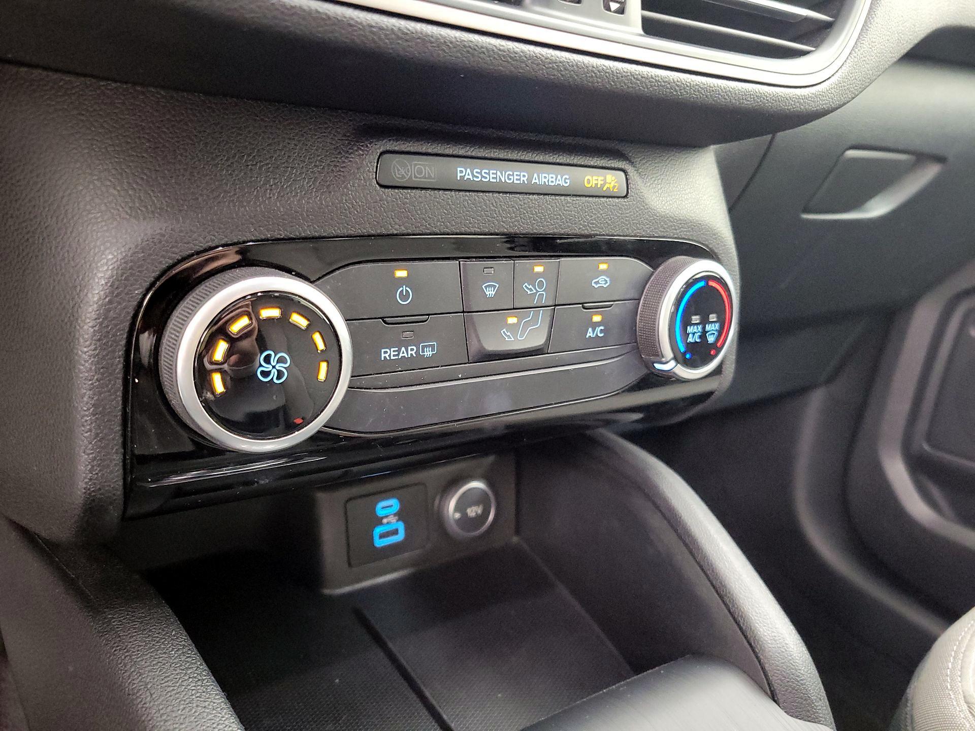 Thumbnail: 2021 Ford Escape - 16