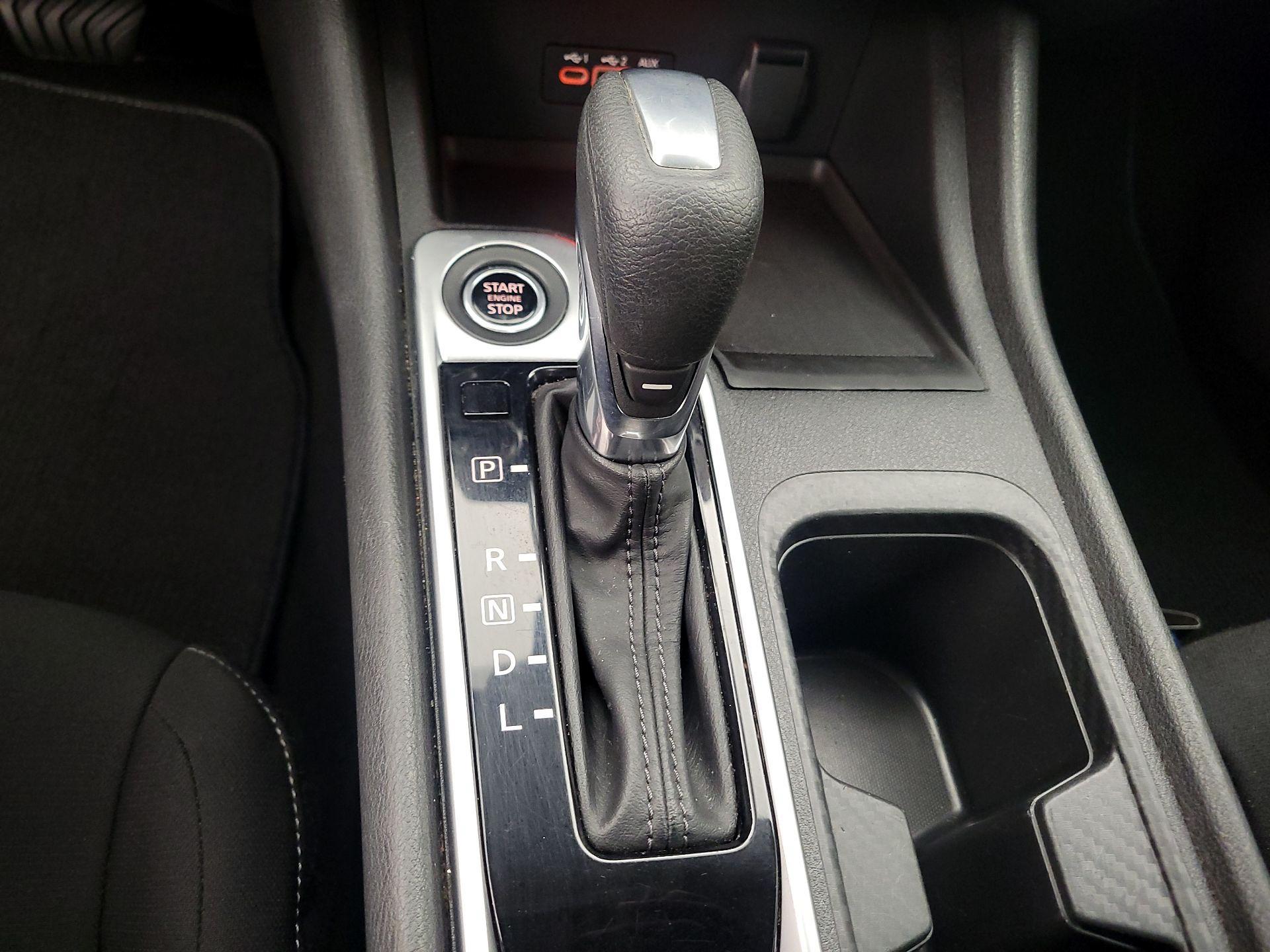 Thumbnail: 2023 Nissan Sentra - 17