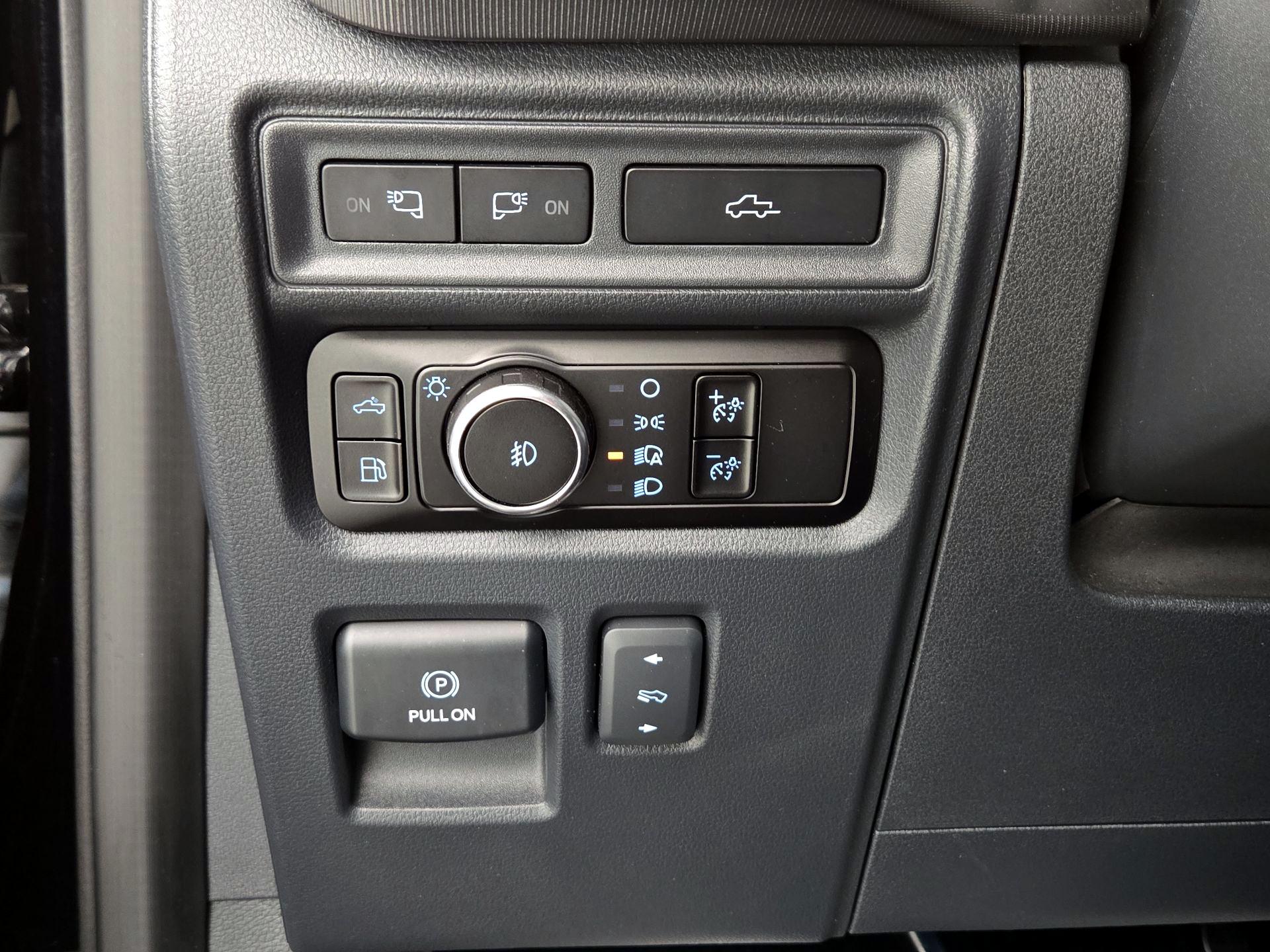 Thumbnail: 2023 Ford F-150 - 13