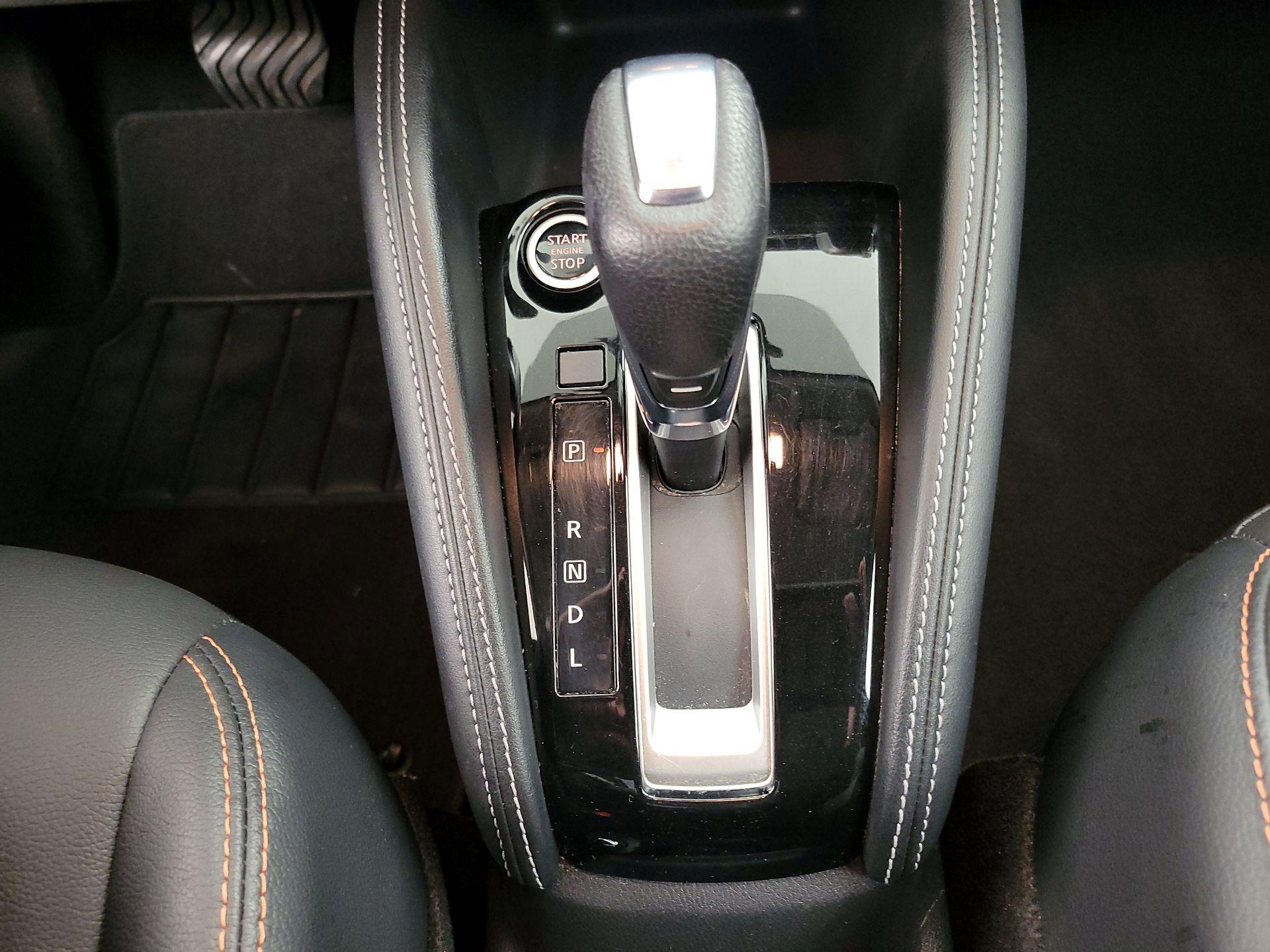 Thumbnail: 2020 Nissan Kicks - 17