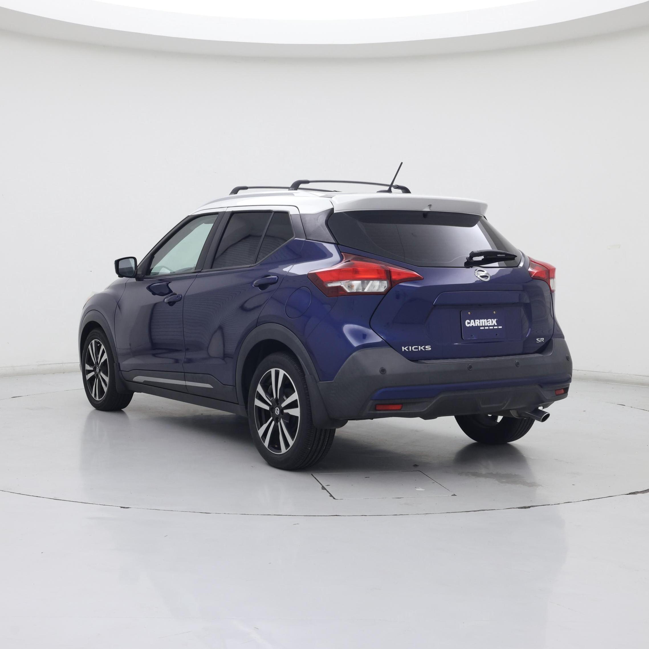 Thumbnail: 2020 Nissan Kicks - 2