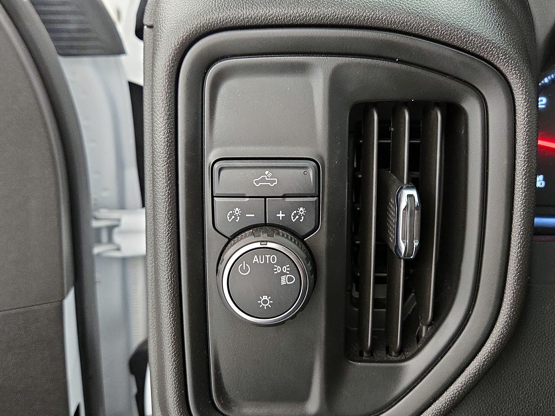 Thumbnail: 2024 Chevrolet Silverado 1500 - 13