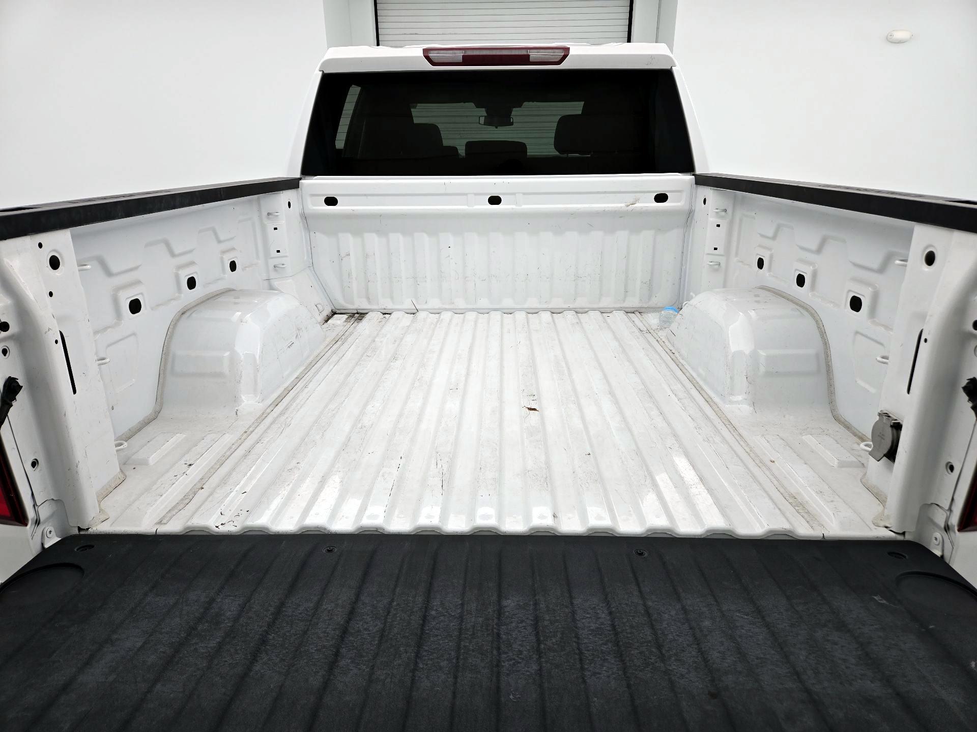 Thumbnail: 2023 Chevrolet Silverado 1500 - 20