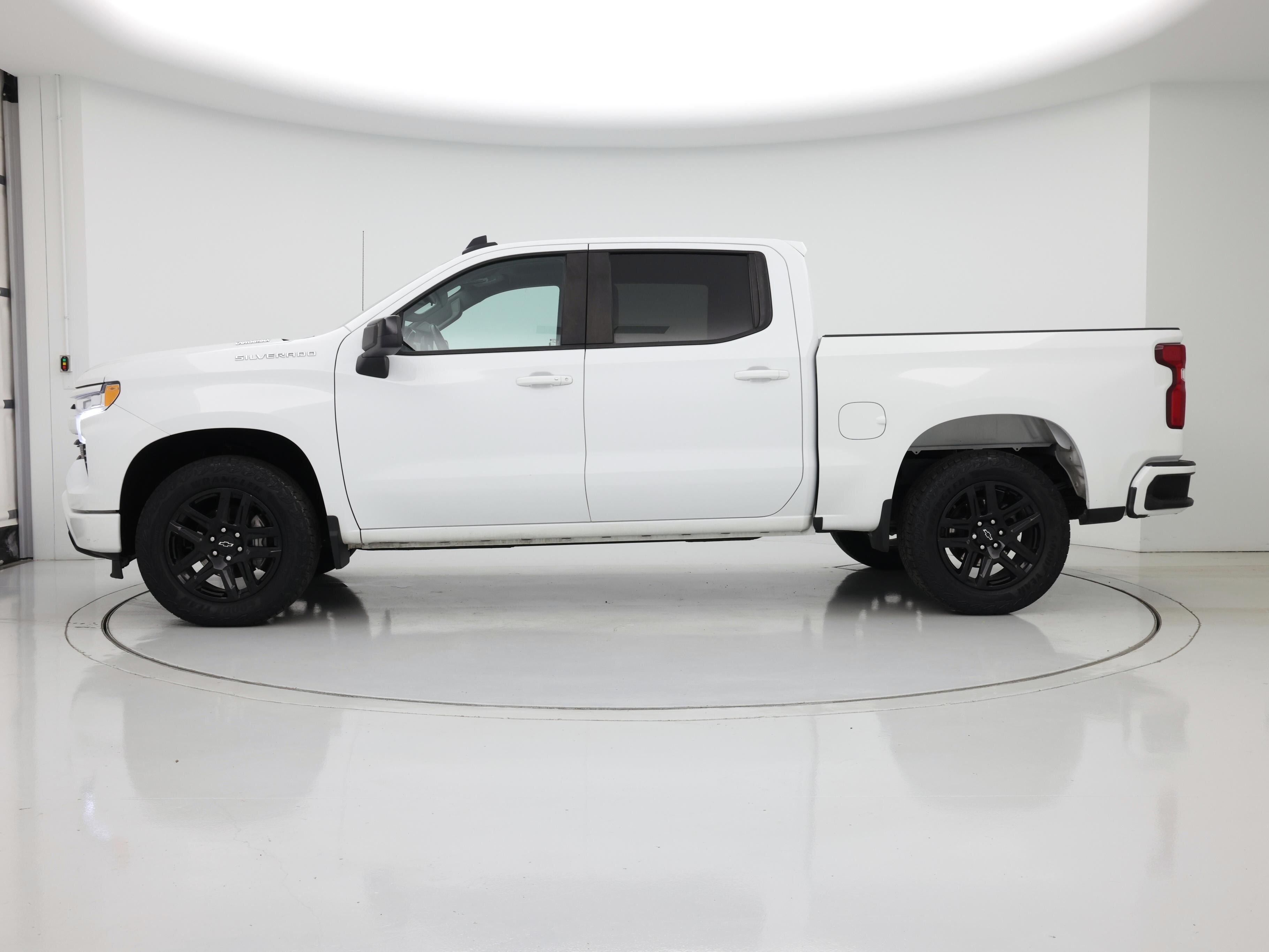 Thumbnail: 2023 Chevrolet Silverado 1500 - 3