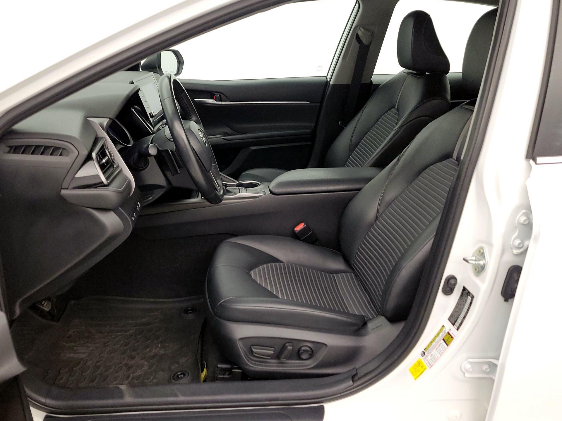 Thumbnail: 2023 Toyota Camry - 11