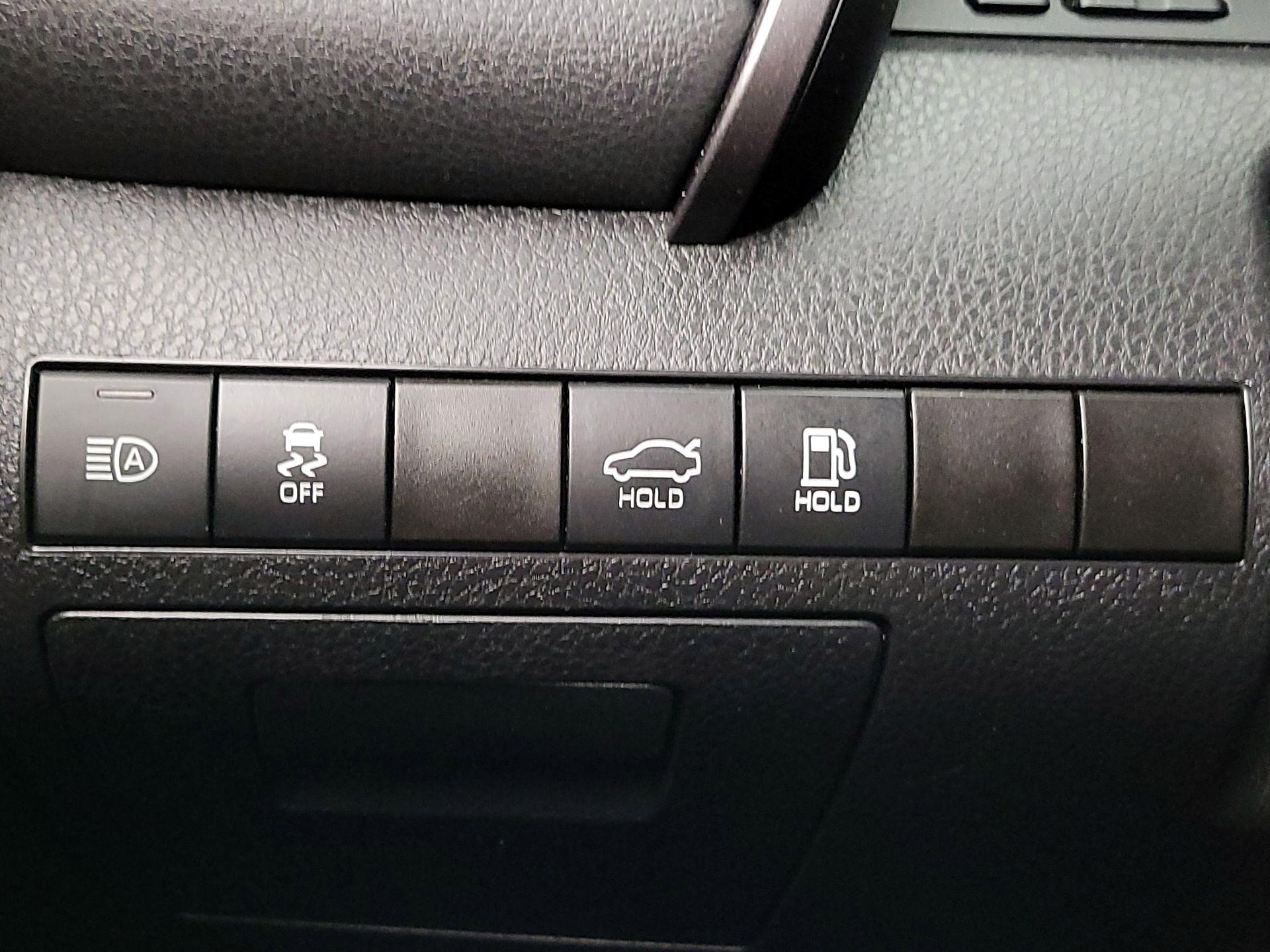 Thumbnail: 2023 Toyota Camry - 13