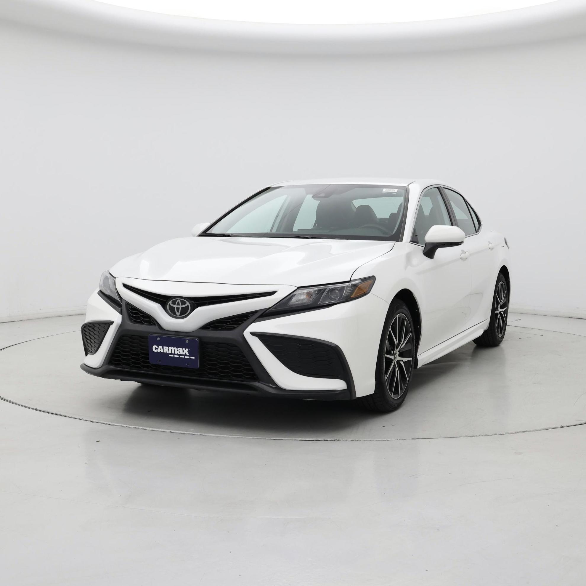 Thumbnail: 2023 Toyota Camry - 4